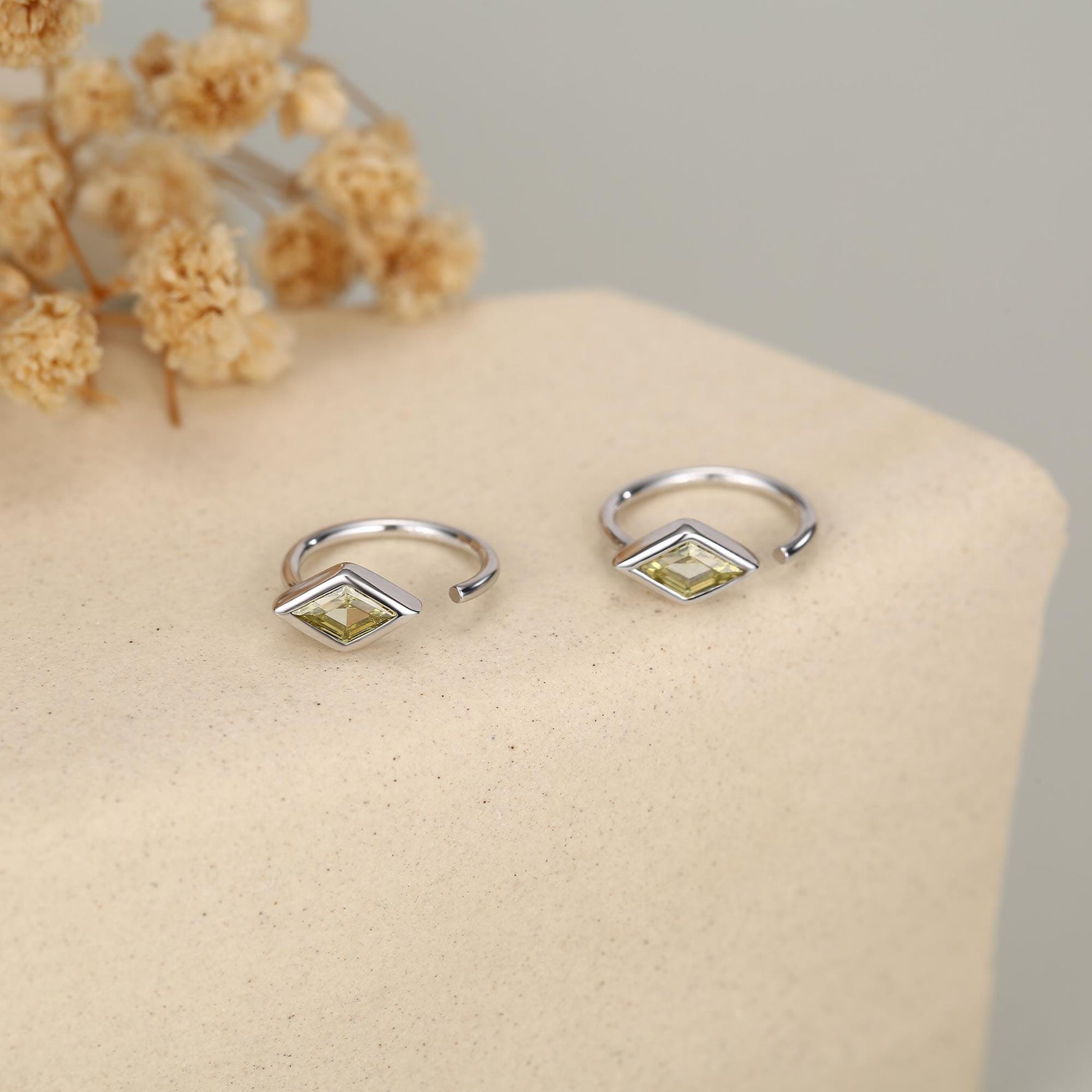 Sterling Silver Citrine Yellow CZ Crystal Rhoumbus Open Hoop Earrings