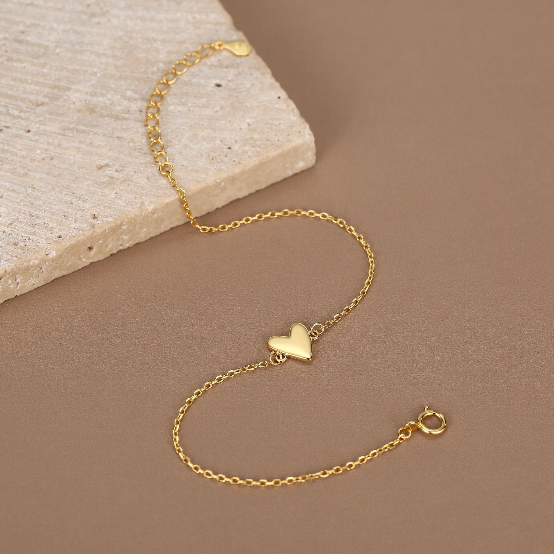 Tiny and Delicate Heart Bracelet in Sterling Silver, Silver or Gold or Rose Gold, Small Heart Bracelet, Silver Heart Bracelet