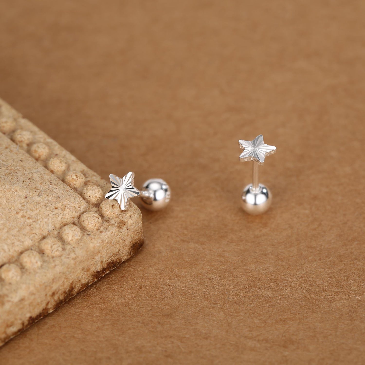 Sterling Silver Sunburst Star 18G Screw Back Earrings
