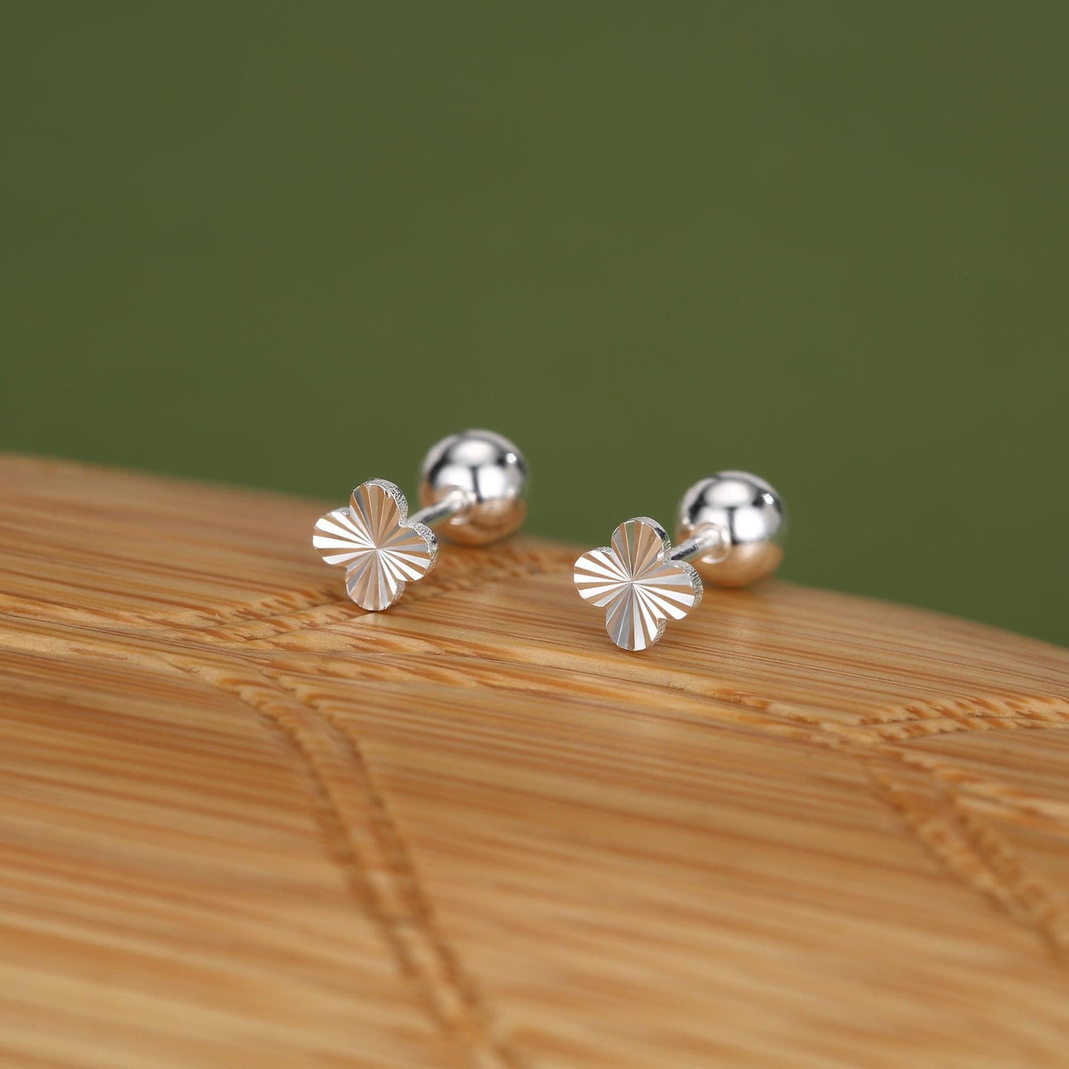 Sterling Silver Sunburst Quatrefoil Clover Flower 18G Screw Back Earrings