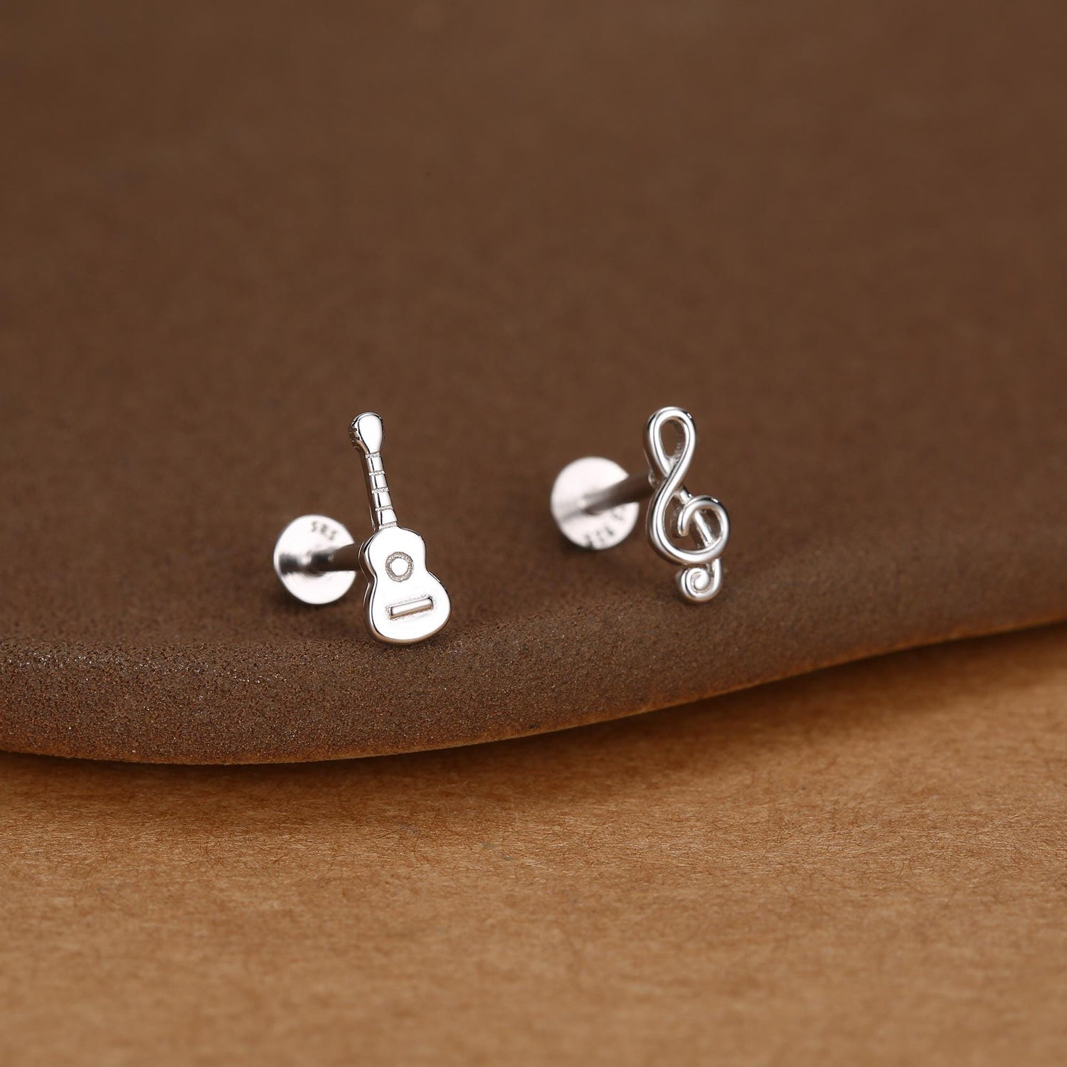 Sterling Silver Mismatched Music 16G Flat Back Labret Earrings