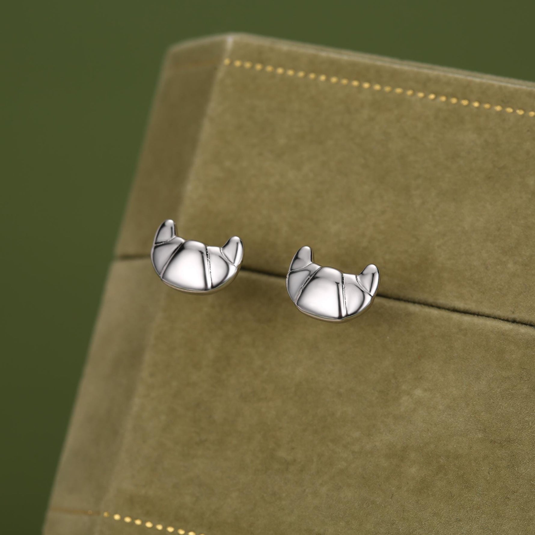 Croissant Bread Stud Earrings in Sterling Silver, Silver or Gold, French Croissant Earrings, Food Earrings,