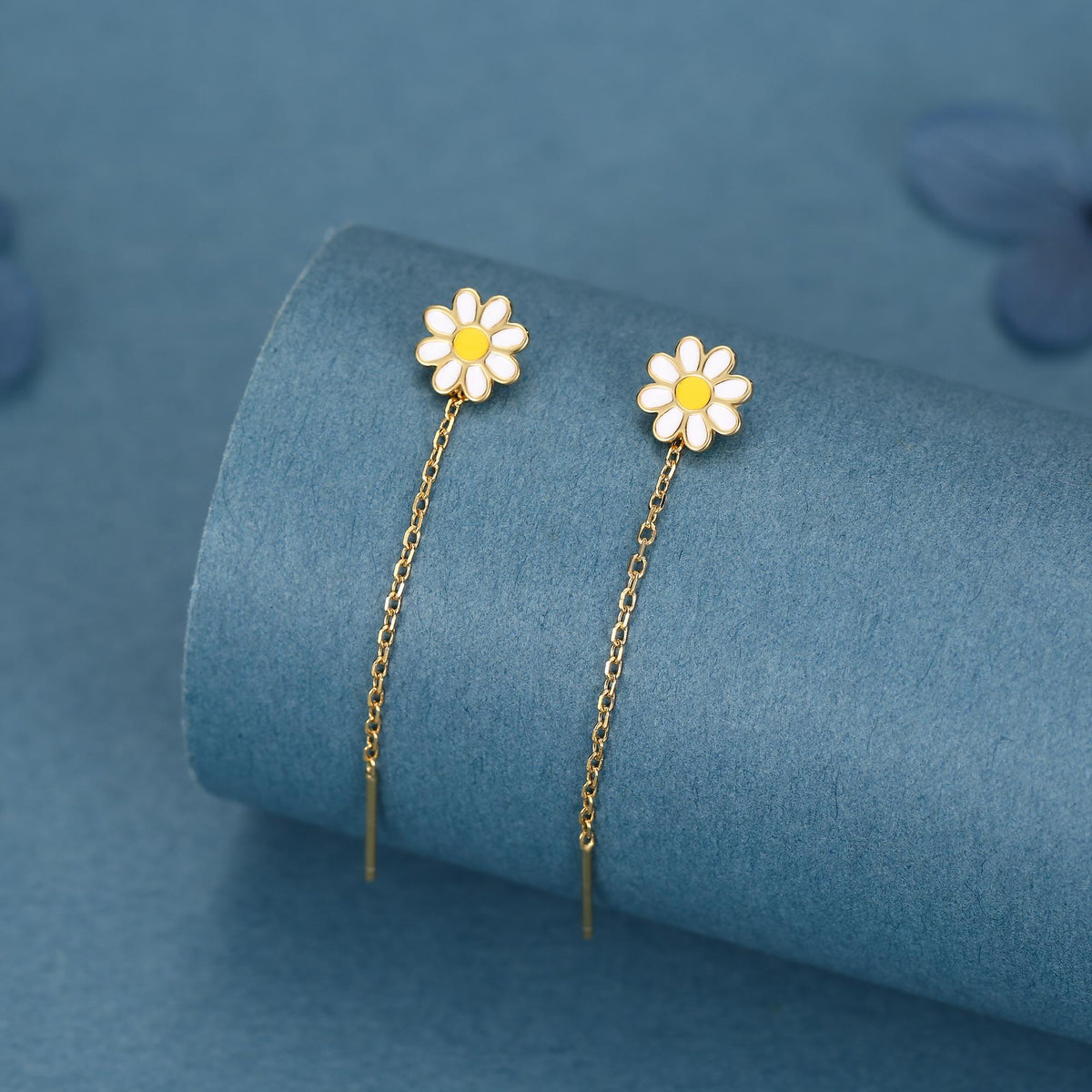 Enamel Daisy Chain Threader Earrings in Sterling Silver, Daisy Flower with a Pull Through Dangle Chain Earrings, Flower Chain Earrings