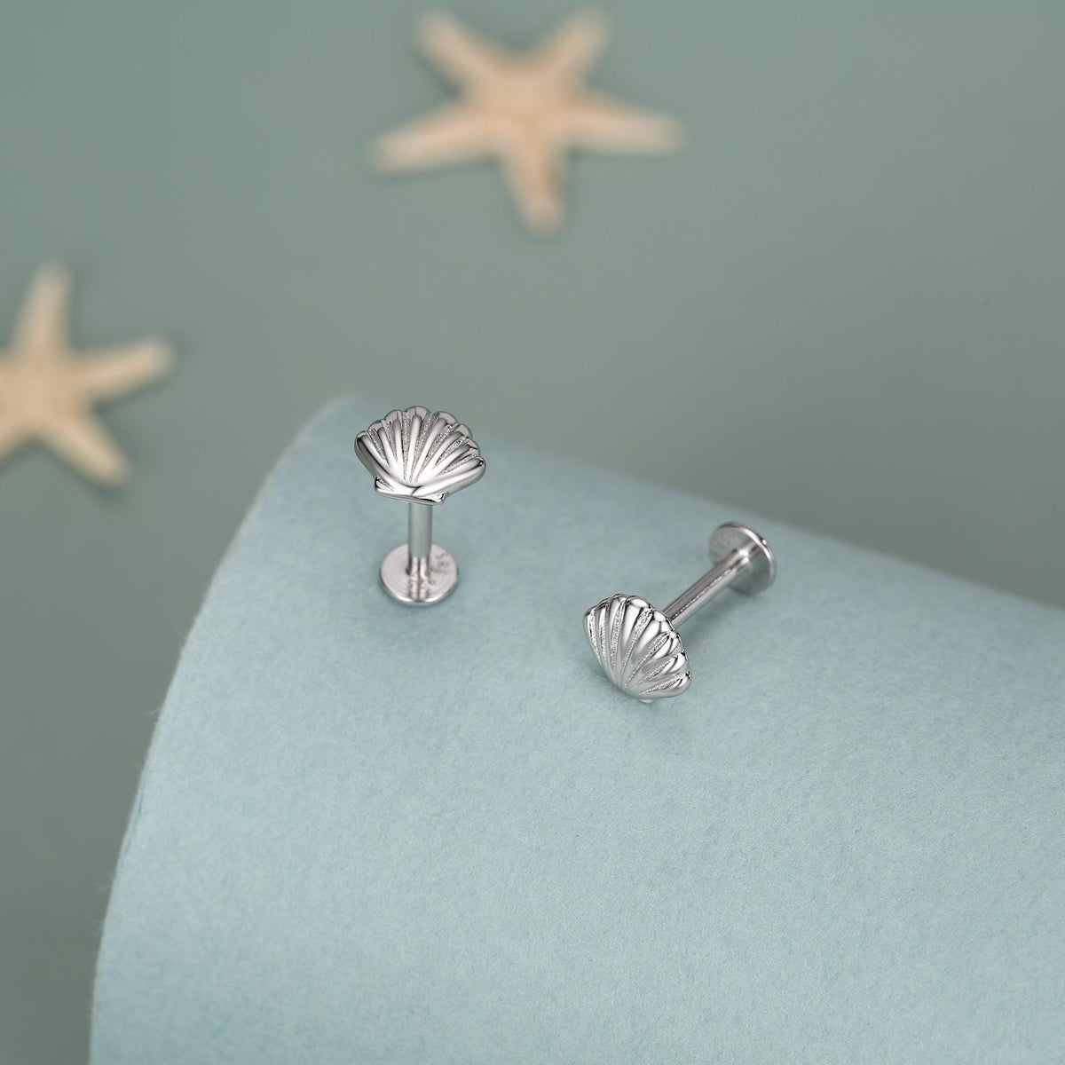 Seashell 16G Flat Back Studs