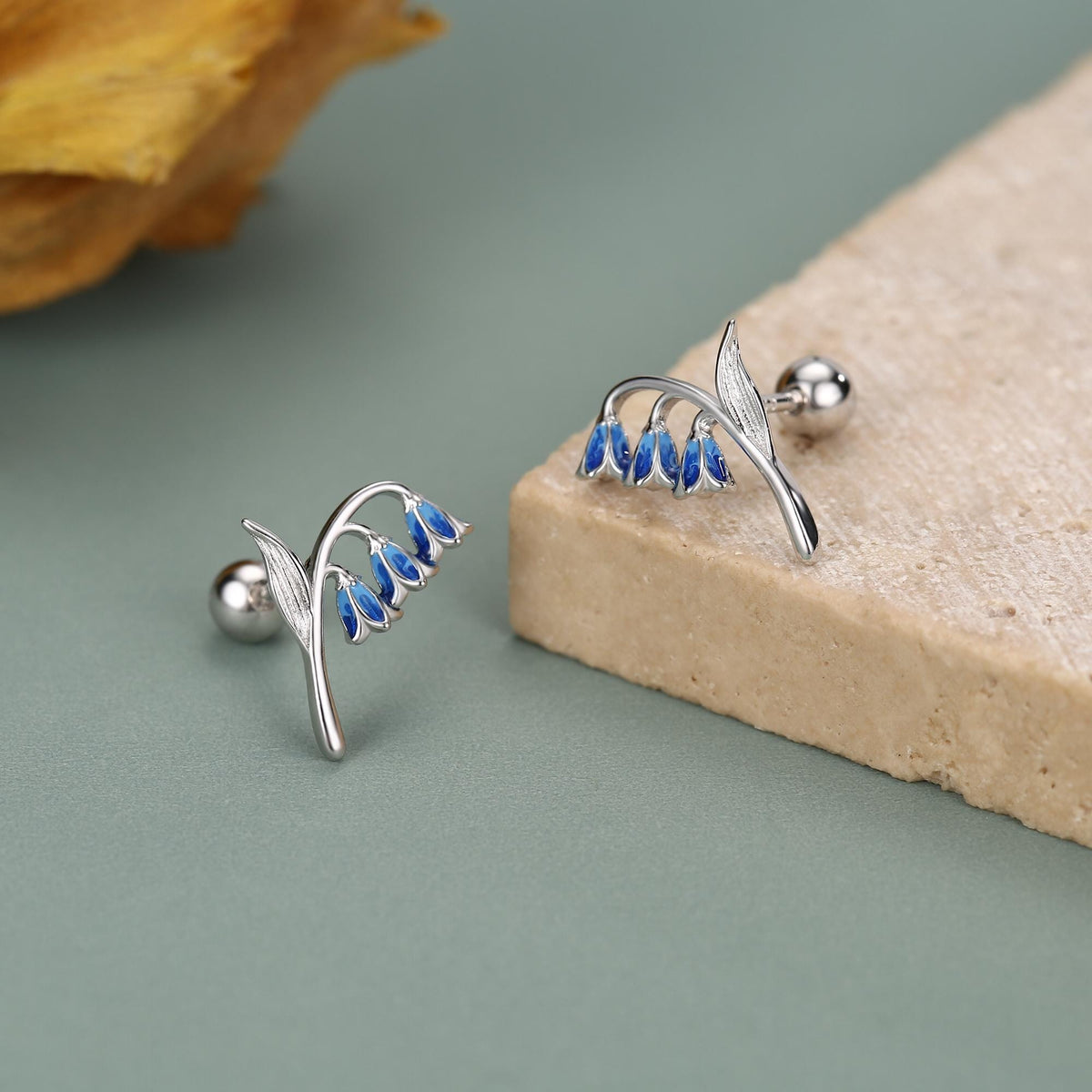 Sterling Silver Bluebell 18G Screw Back Earrings