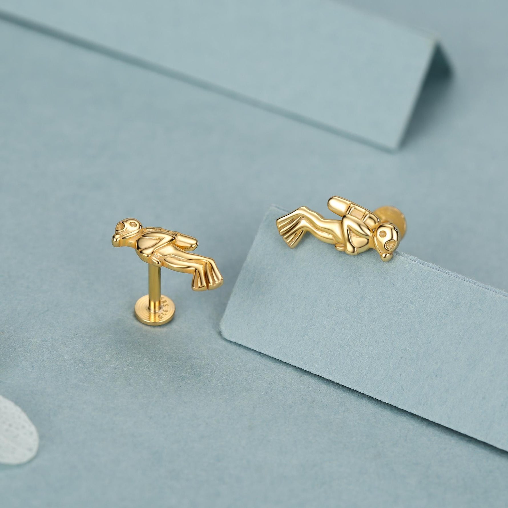 Sterling Silver Scuba Diver 16G Flat Back Stud Earrings