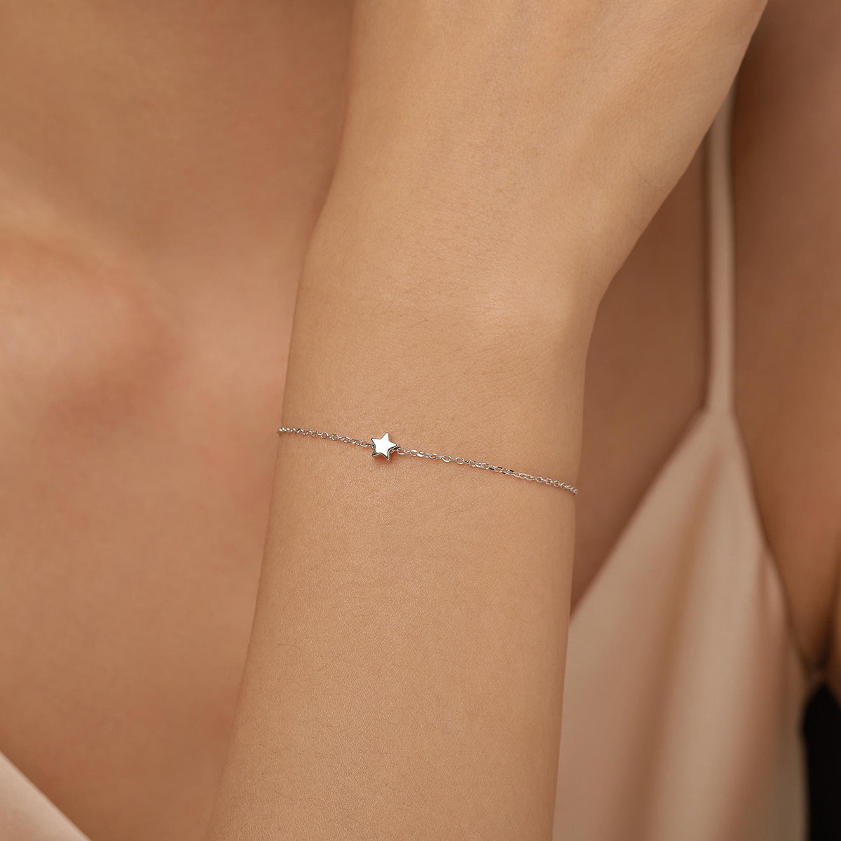 Sterling Silver Delicate Tiny Star Bracelet
