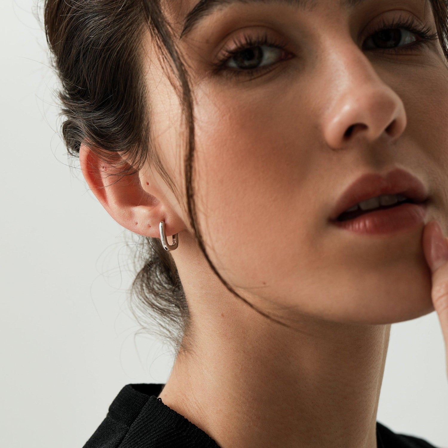 Pair of Small Rectangular Hoop Earrings in Sterling Silver, Oval Hoop Earrings, Chunky Hoop Earrings, Silver or Gold, Square Hoop Earrings