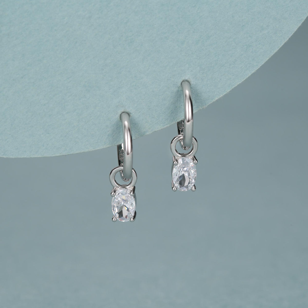 Oval CZ Huggie Hoop in Sterling Silver, Silver or Gold, Minimalist Simple Hoop Earrings, Detachable and Interchangeable