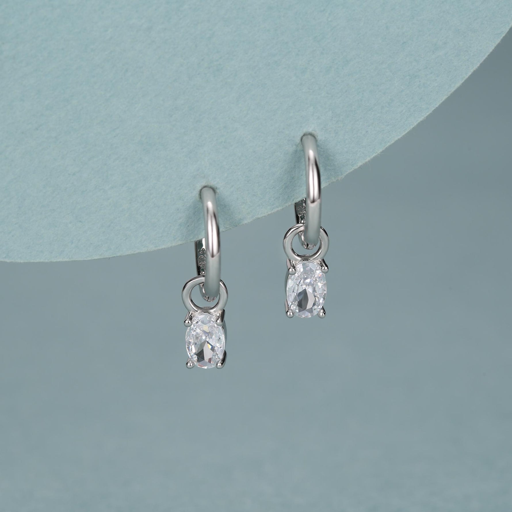 Oval CZ Huggie Hoop in Sterling Silver, Silver or Gold, Minimalist Simple Hoop Earrings, Detachable and Interchangeable
