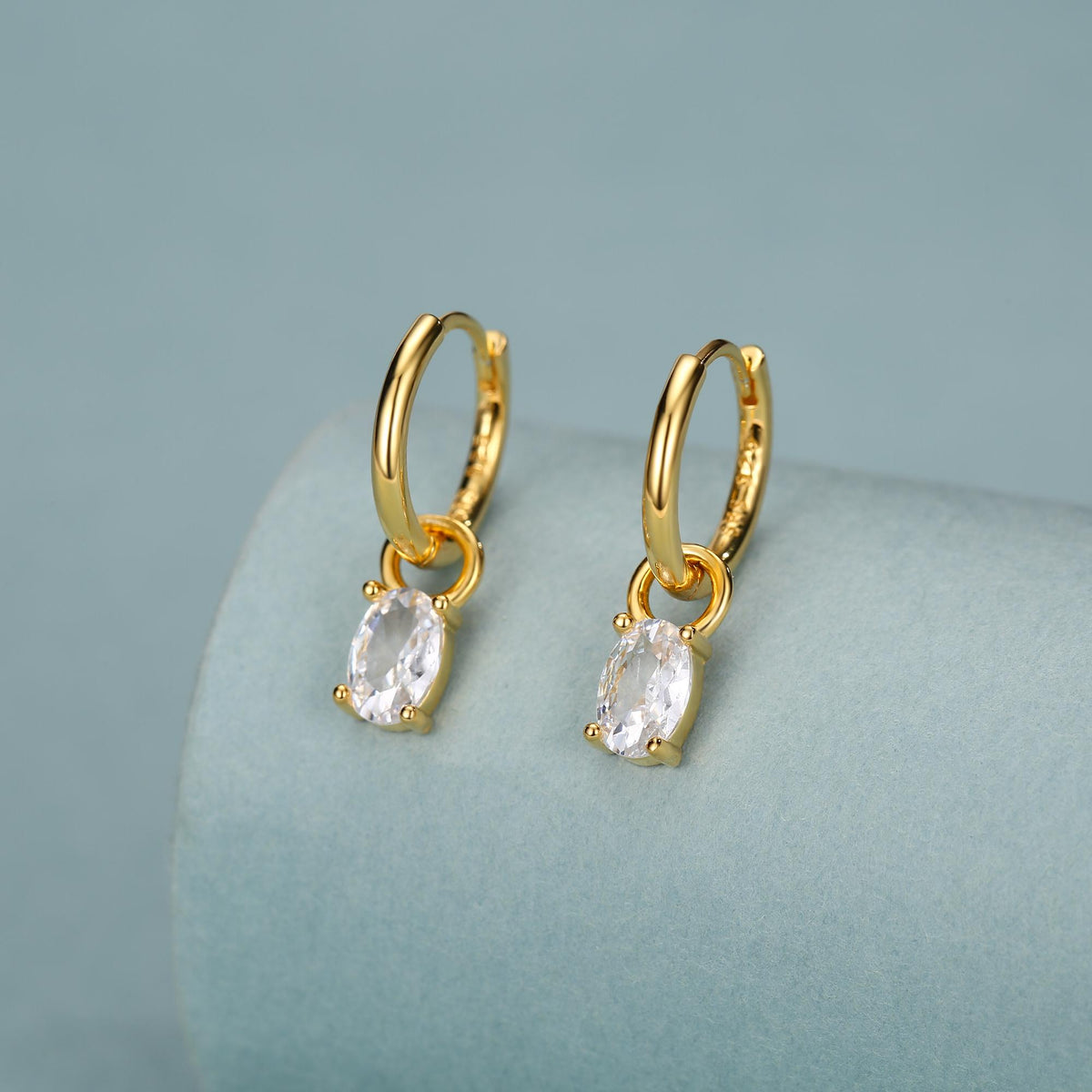 Oval CZ Huggie Hoop in Sterling Silver, Silver or Gold, Minimalist Simple Hoop Earrings, Detachable and Interchangeable