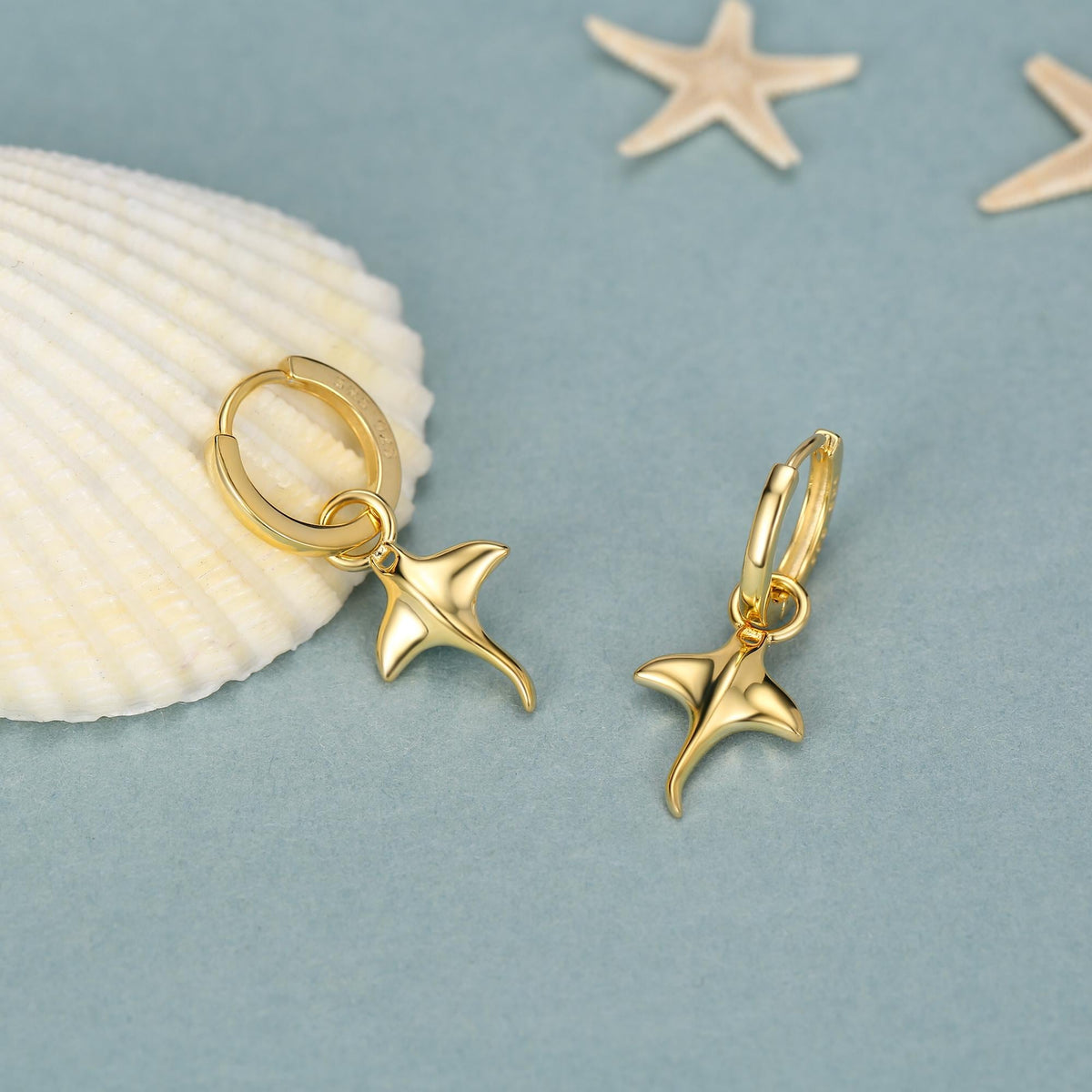 Sterling Silver Manta Ray Fish Huggie Hoop Earrings, Stingray Dangle Hoop Earrings, Dainty Fish Dangle Earrings