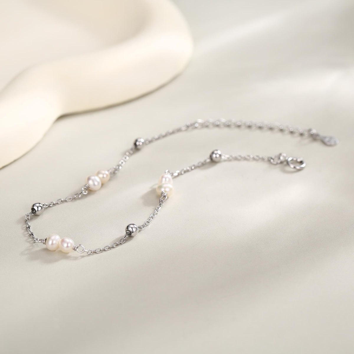 Delicate Pearl Cluster & Silver Station Bracelet