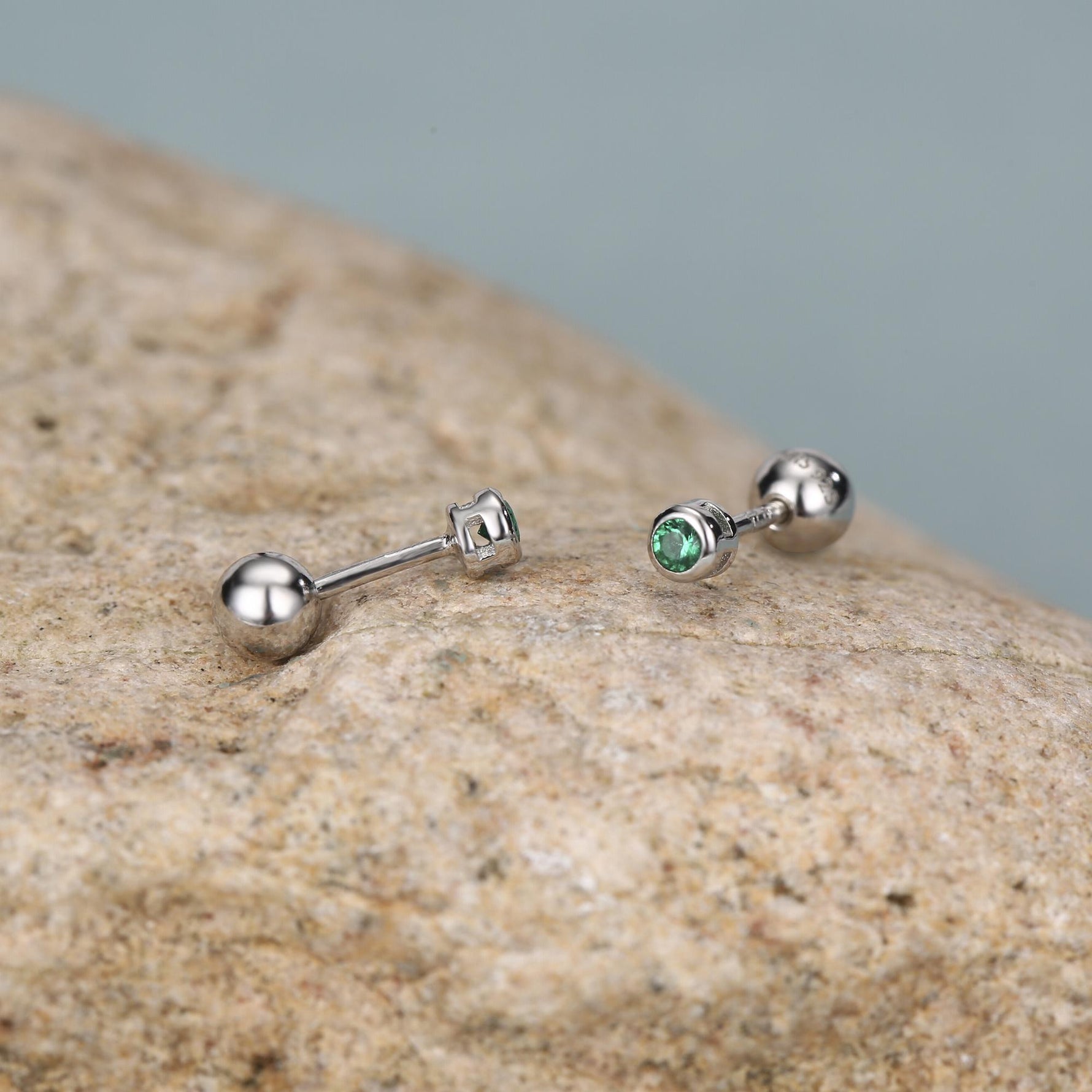 Sterling Silver Emerald Green CZ 2mm 18G Screw Back Earrings