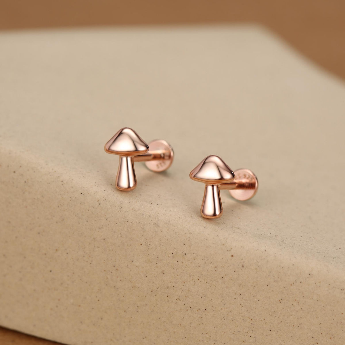 Sterling Silver Mushroom 16G Flat Back Labret Earring