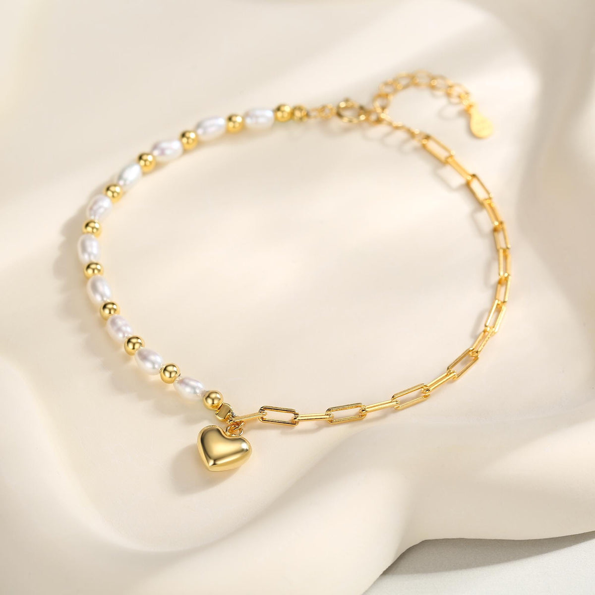 Freshwater Pearl and Paperclip Beaded Bracelet with a Heart Charm