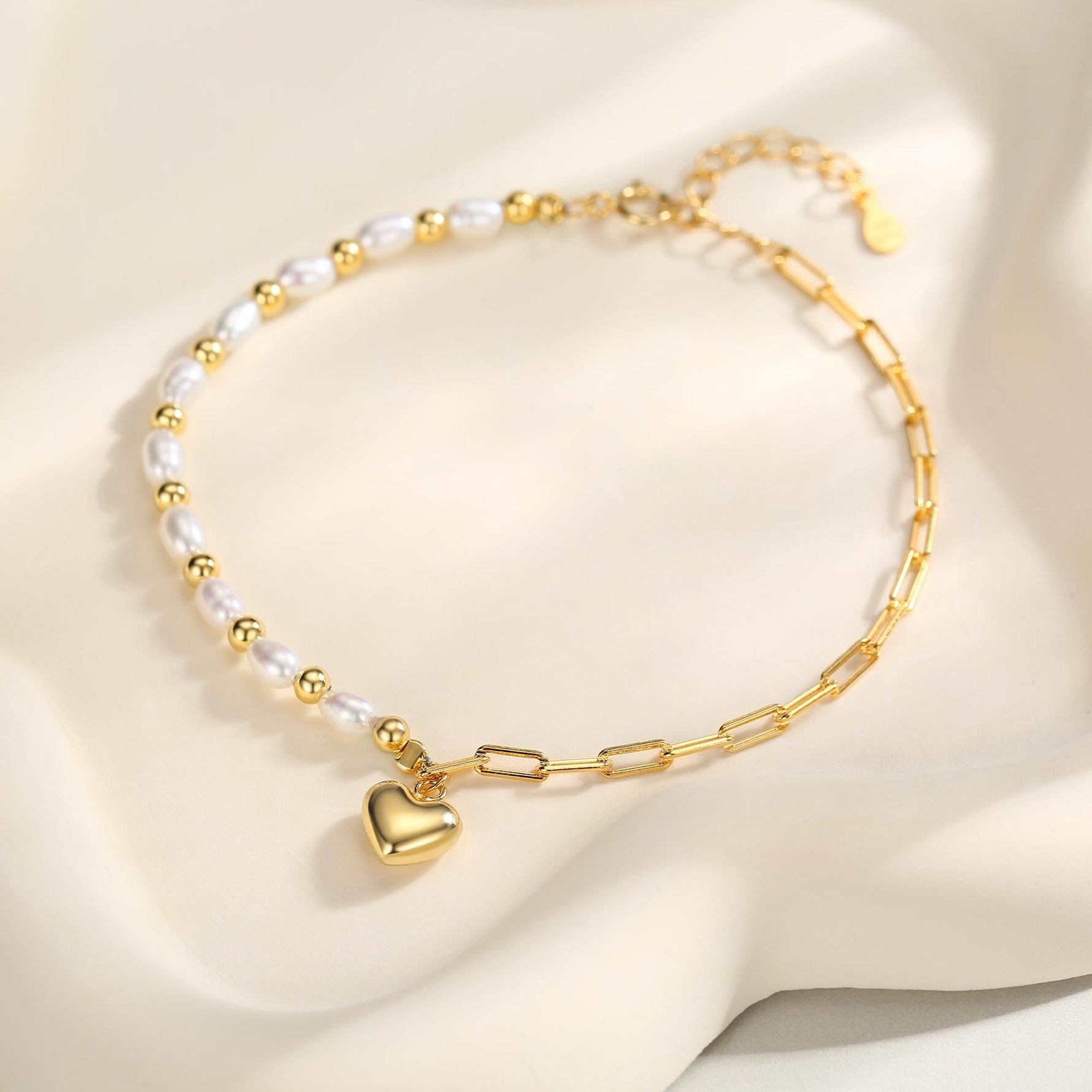 Freshwater Pearl and Paperclip Beaded Bracelet with a Heart Charm