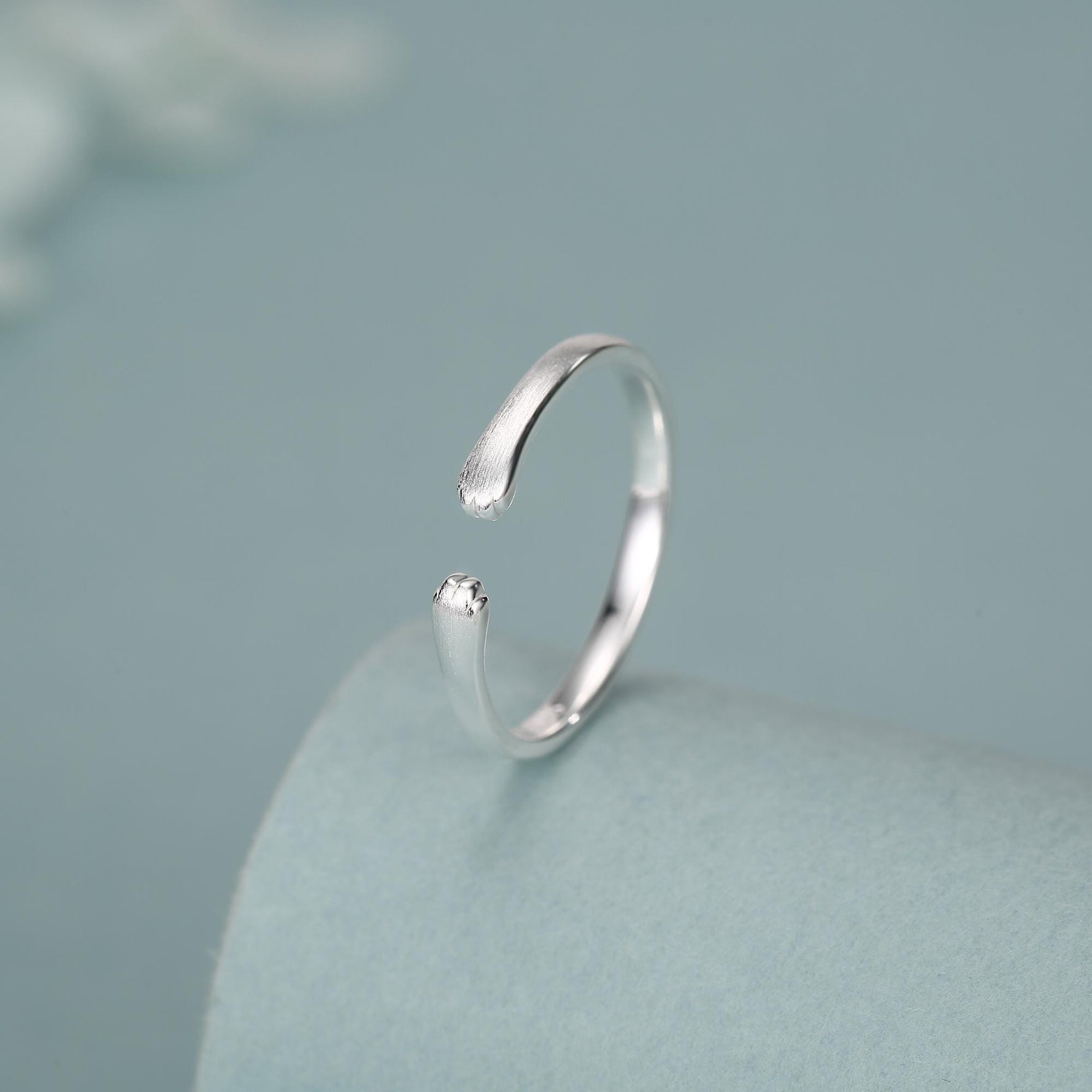 Sterling Silver Cat Paw Hug Adjustable Ring