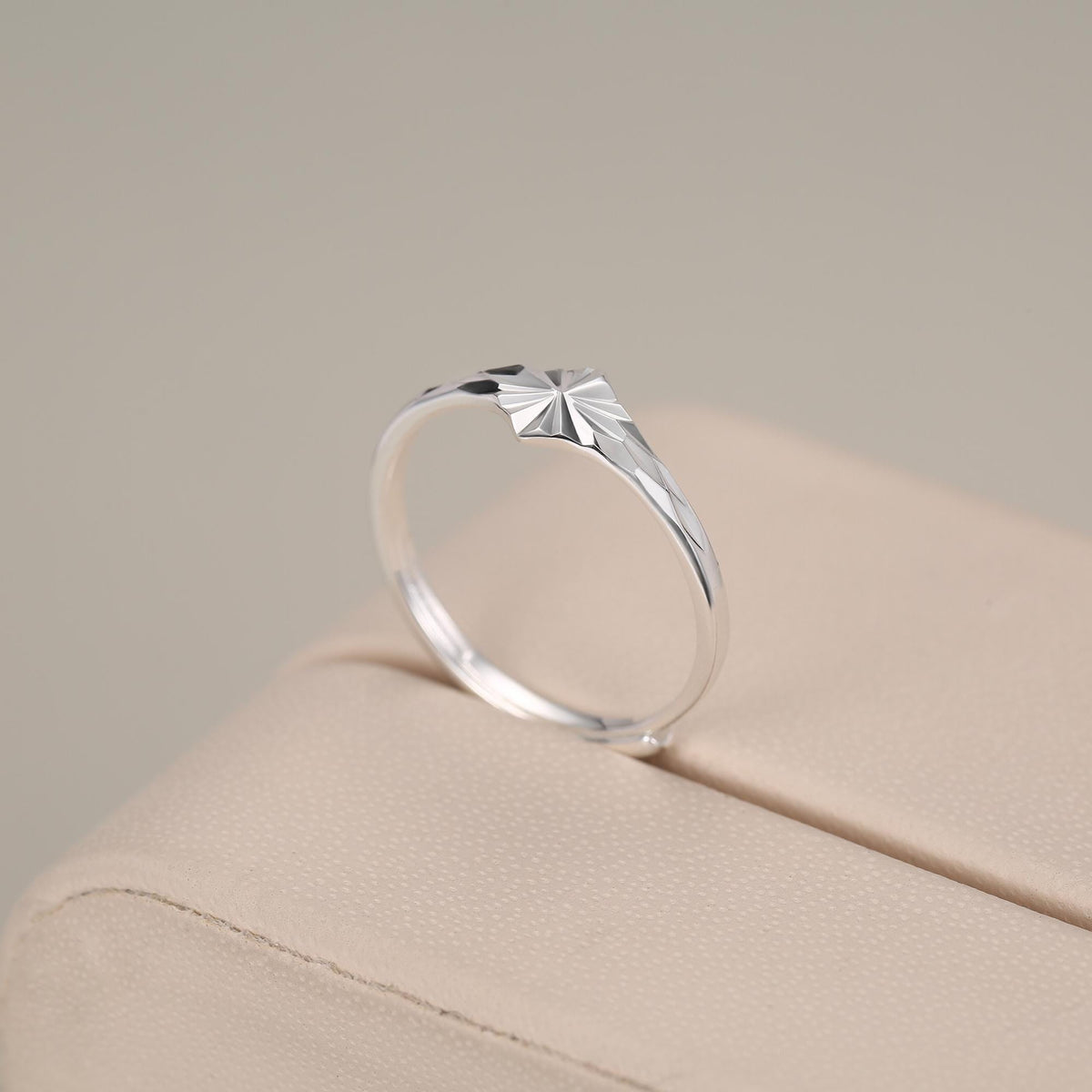 Sterling Silver Diamond Cut Starburst Ring
