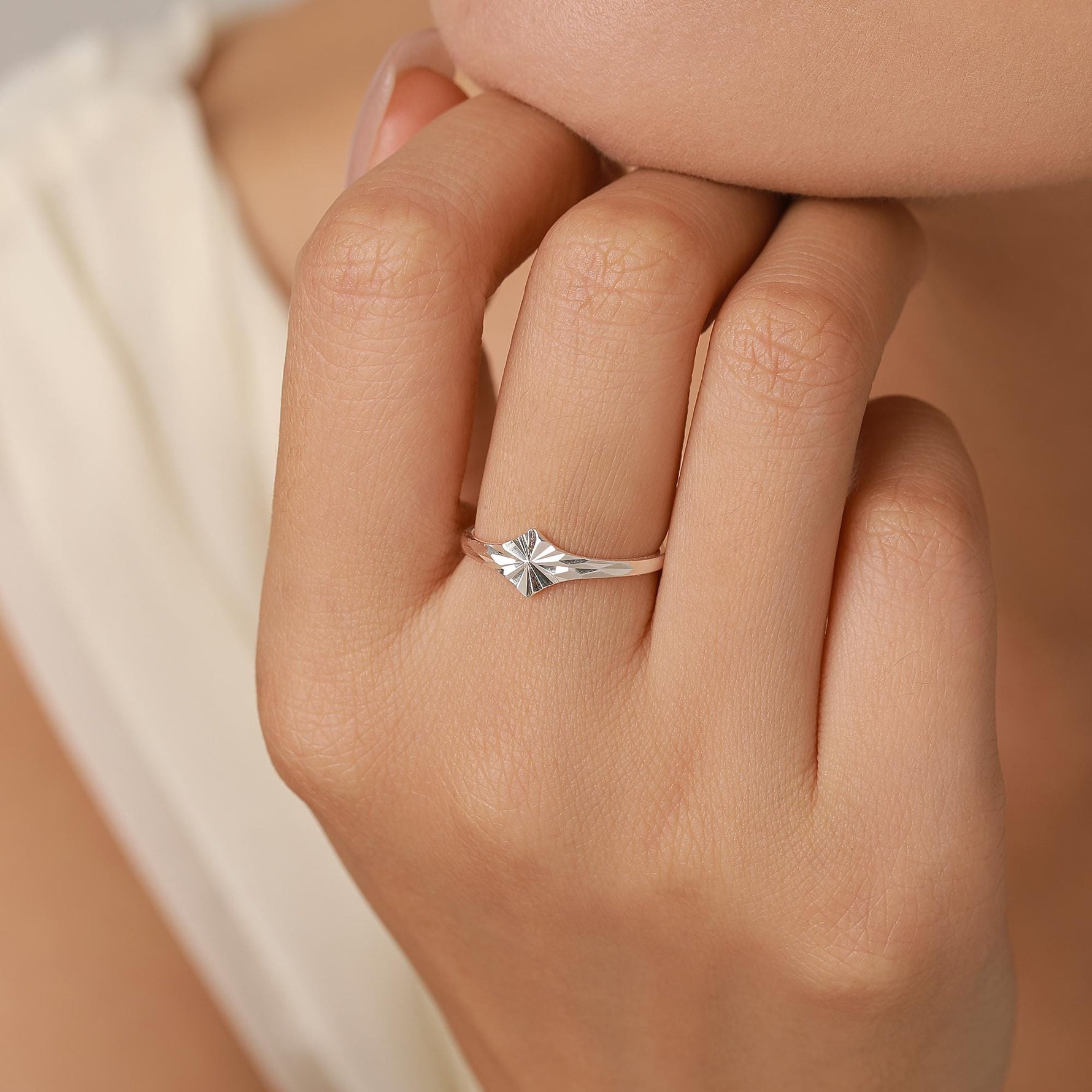 Sterling Silver Diamond Cut Starburst Ring