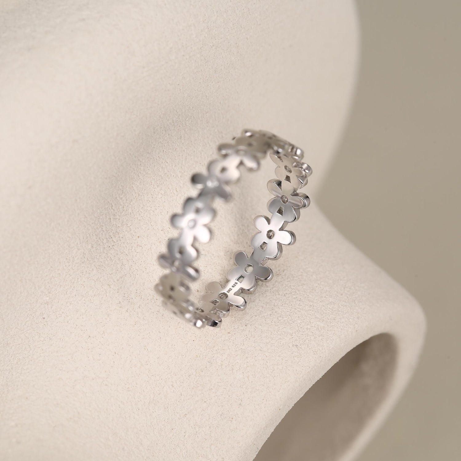 Sterling Silver Pretty Forget-me-not Flower Floral Motif Ring, Nature Inspired Jewellery, Adjustable Size