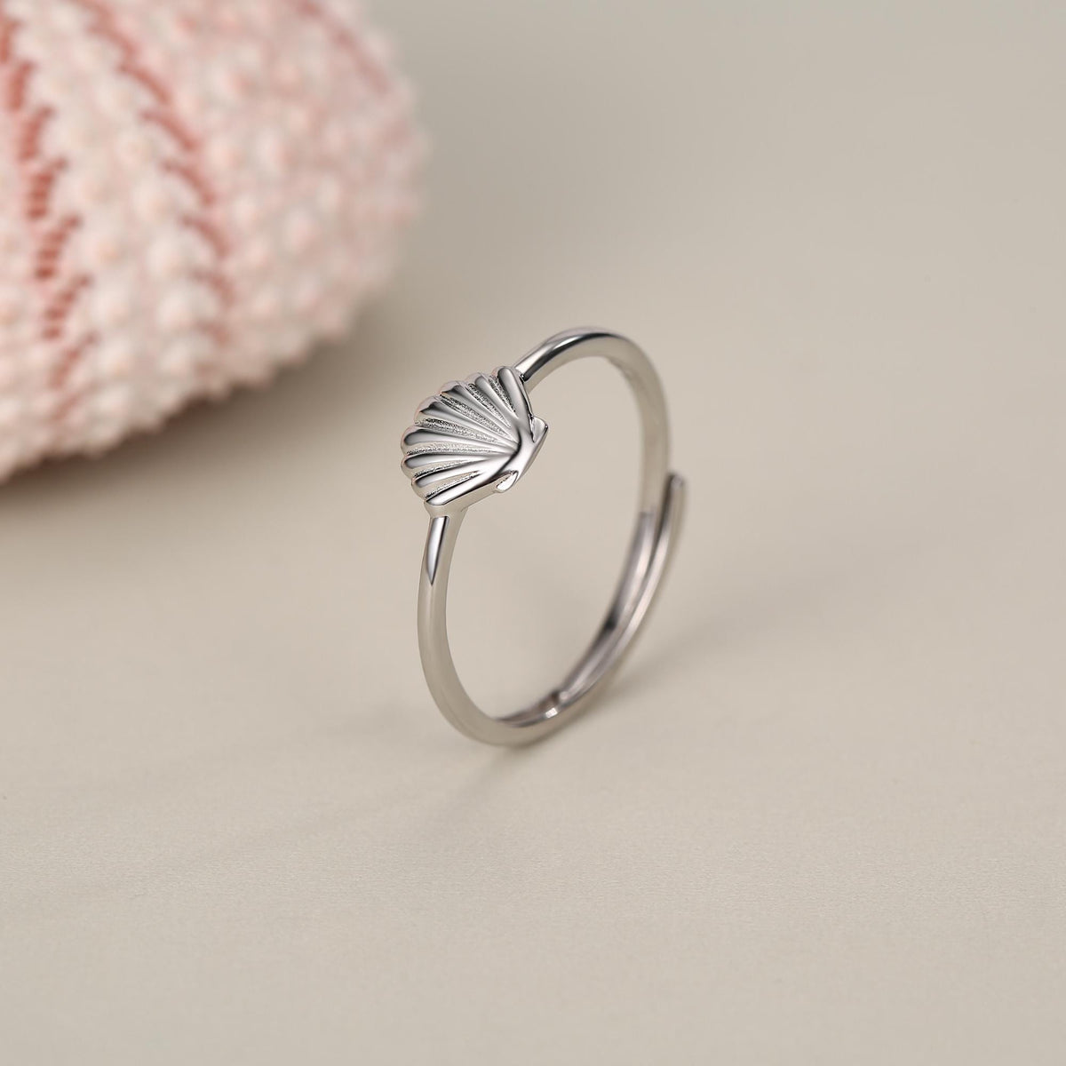 Cute Sea Shell Motif Ring