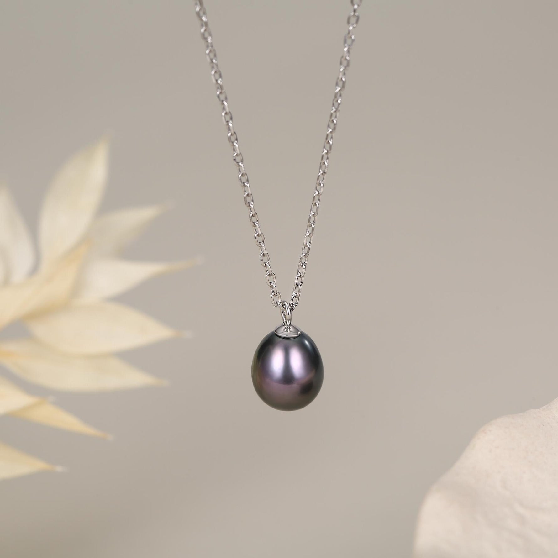 Black Freshwater Pearl Pendant Necklace