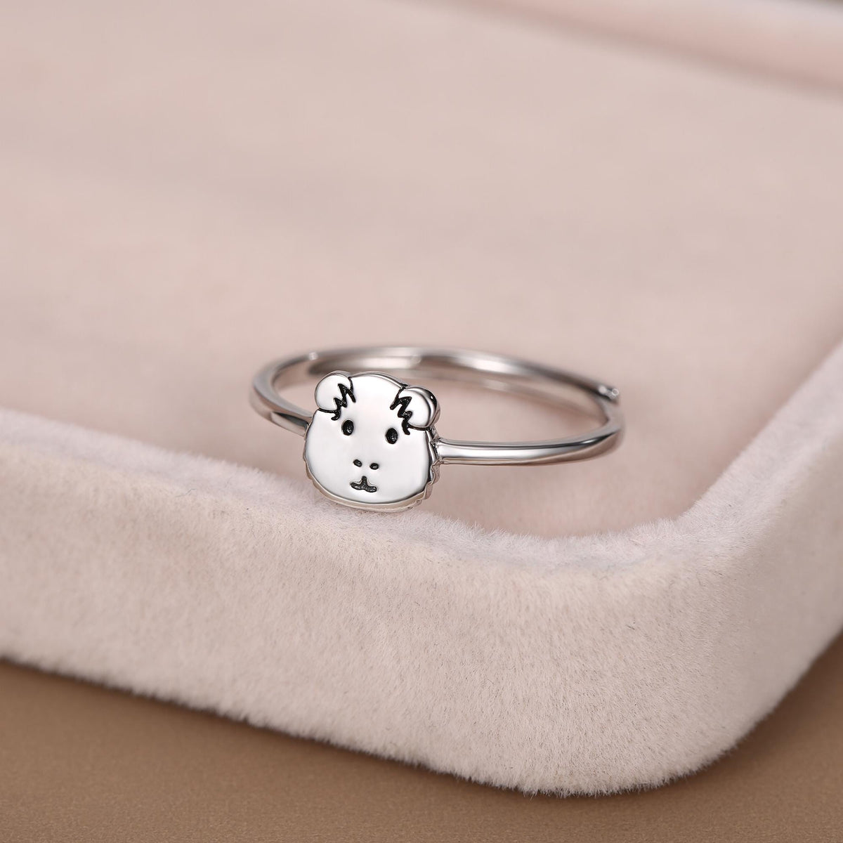 Cute Guinea Pig Motif Ring