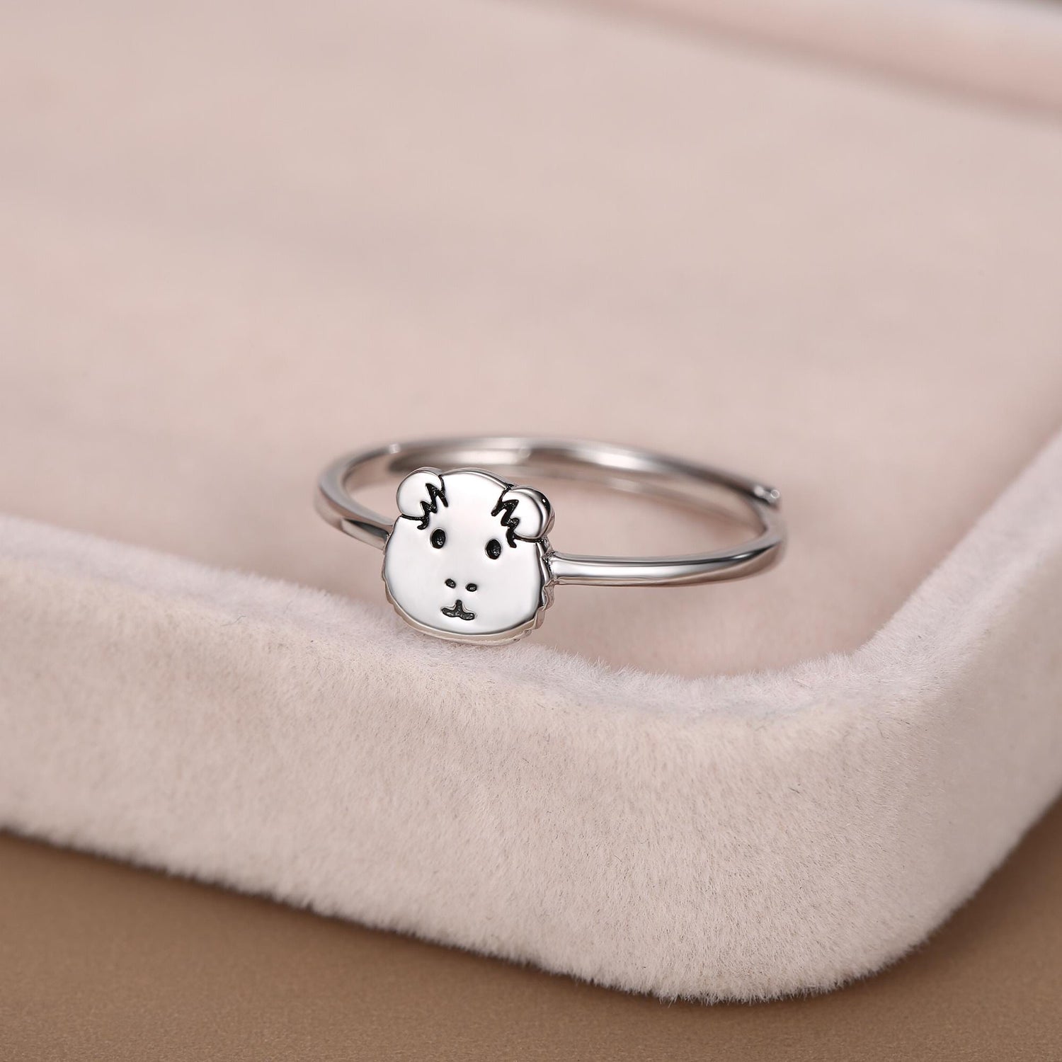 Cute Guinea Pig Motif Ring
