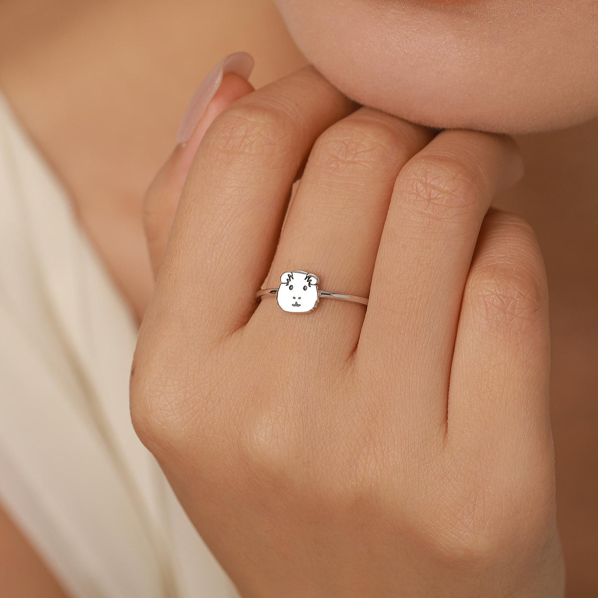 Cute Guinea Pig Motif Ring