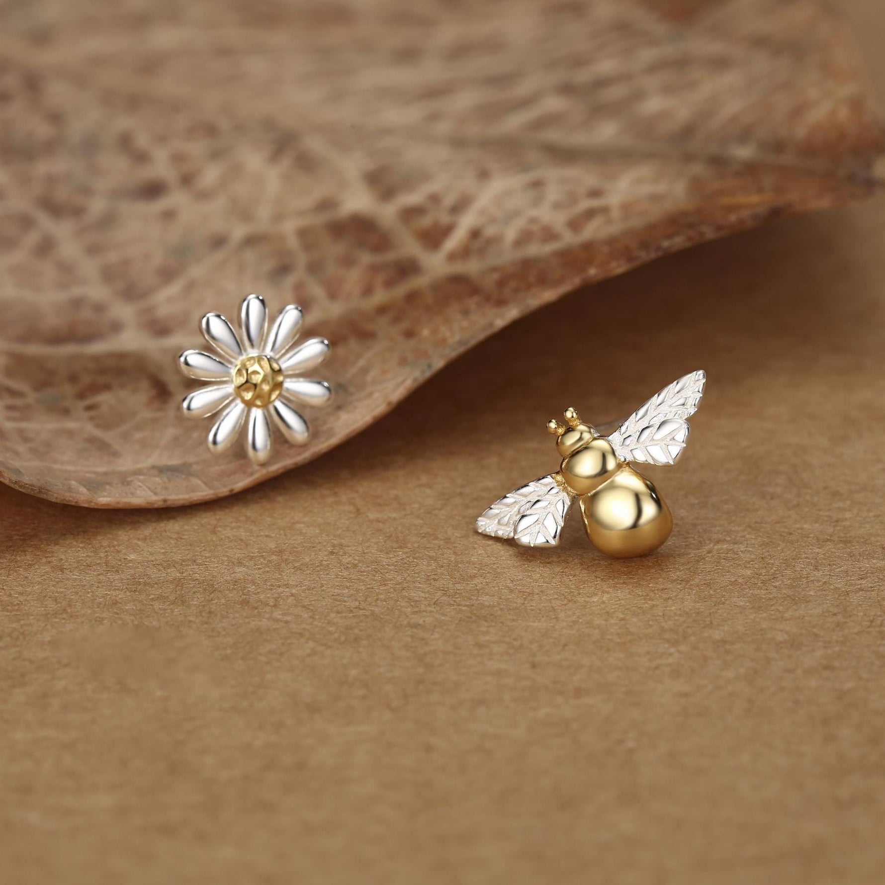 Mismatched Bumble Bee and Daisy Stud Earrings in Sterling Silver, Silver or Gold, Asymmetric Bee and Daisy Flower Earrings, Fun and Quirky