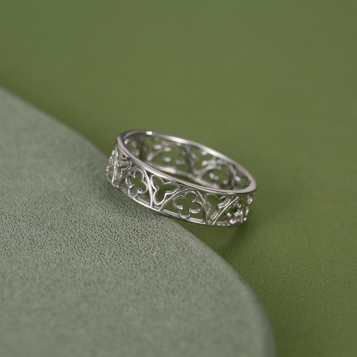 Sterling Silver Gothic Trefoil Cut Out Ring