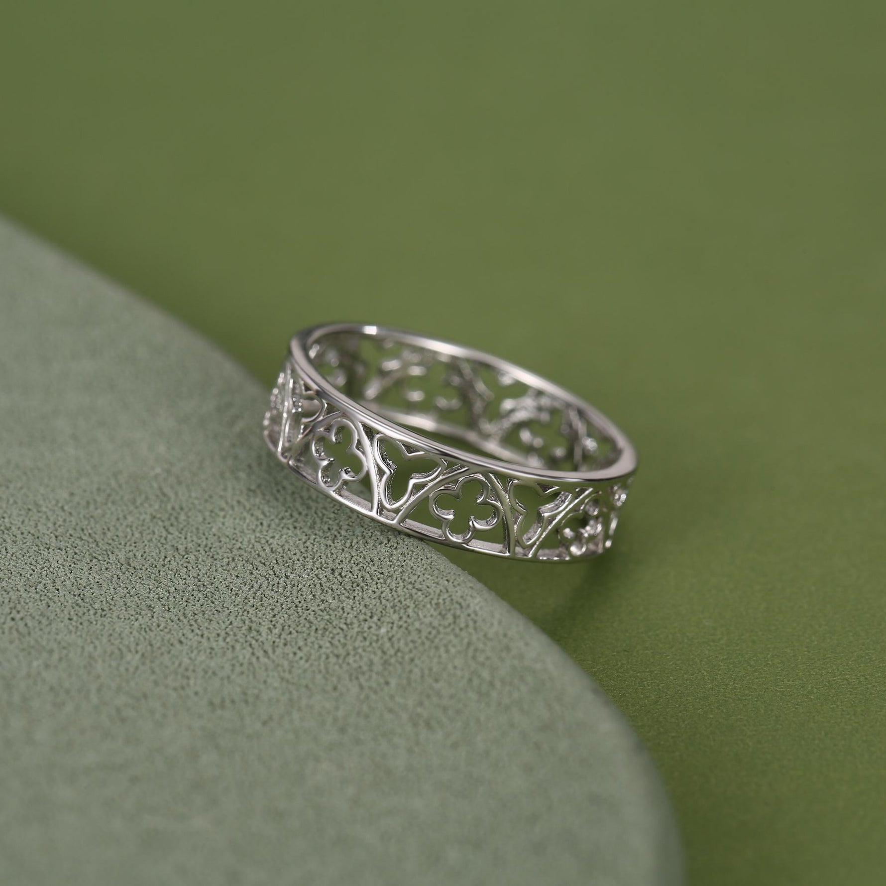 Sterling Silver Gothic Trefoil Cut Out Ring