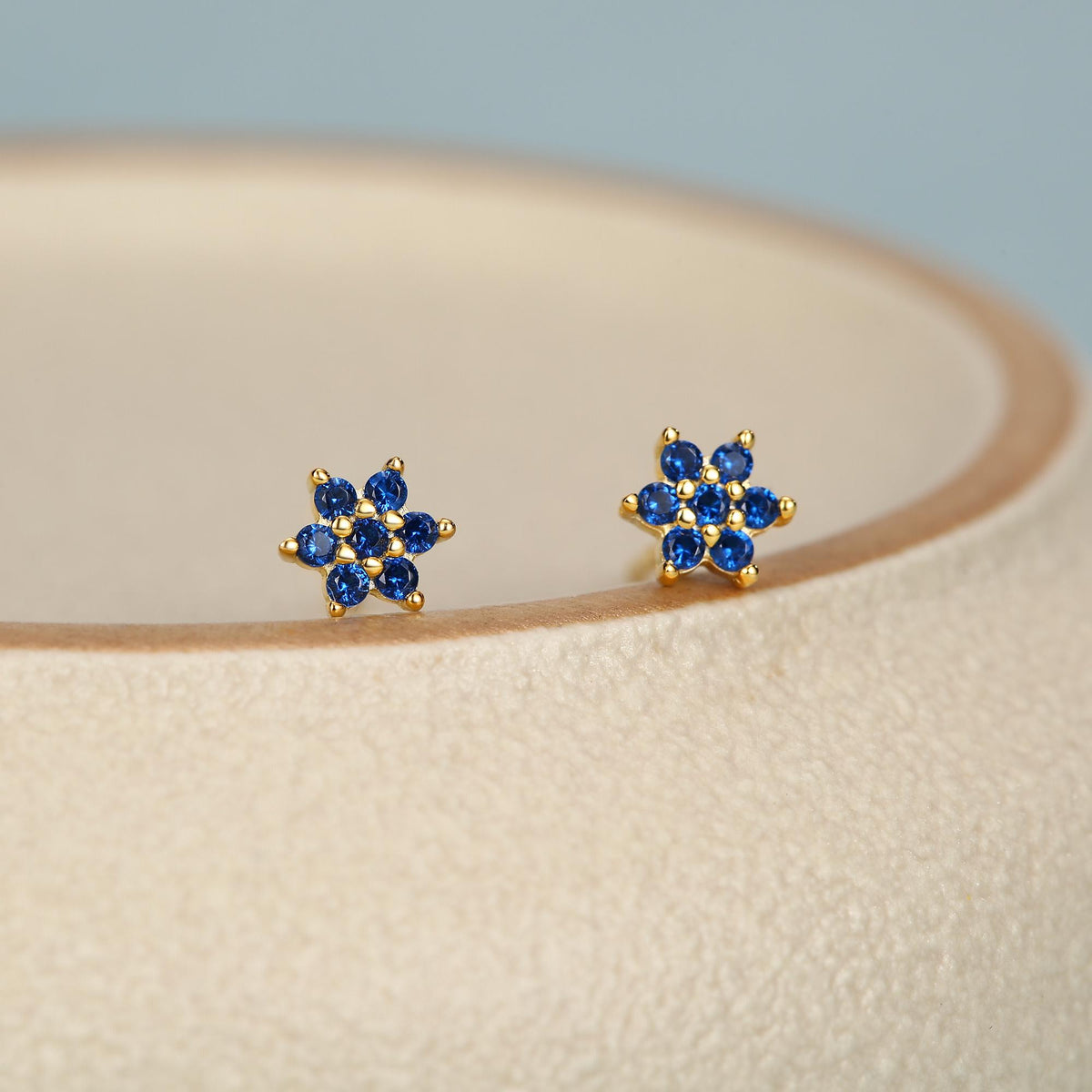 Sterling Silver Sapphire Blue CZ Flower Stud Earrings