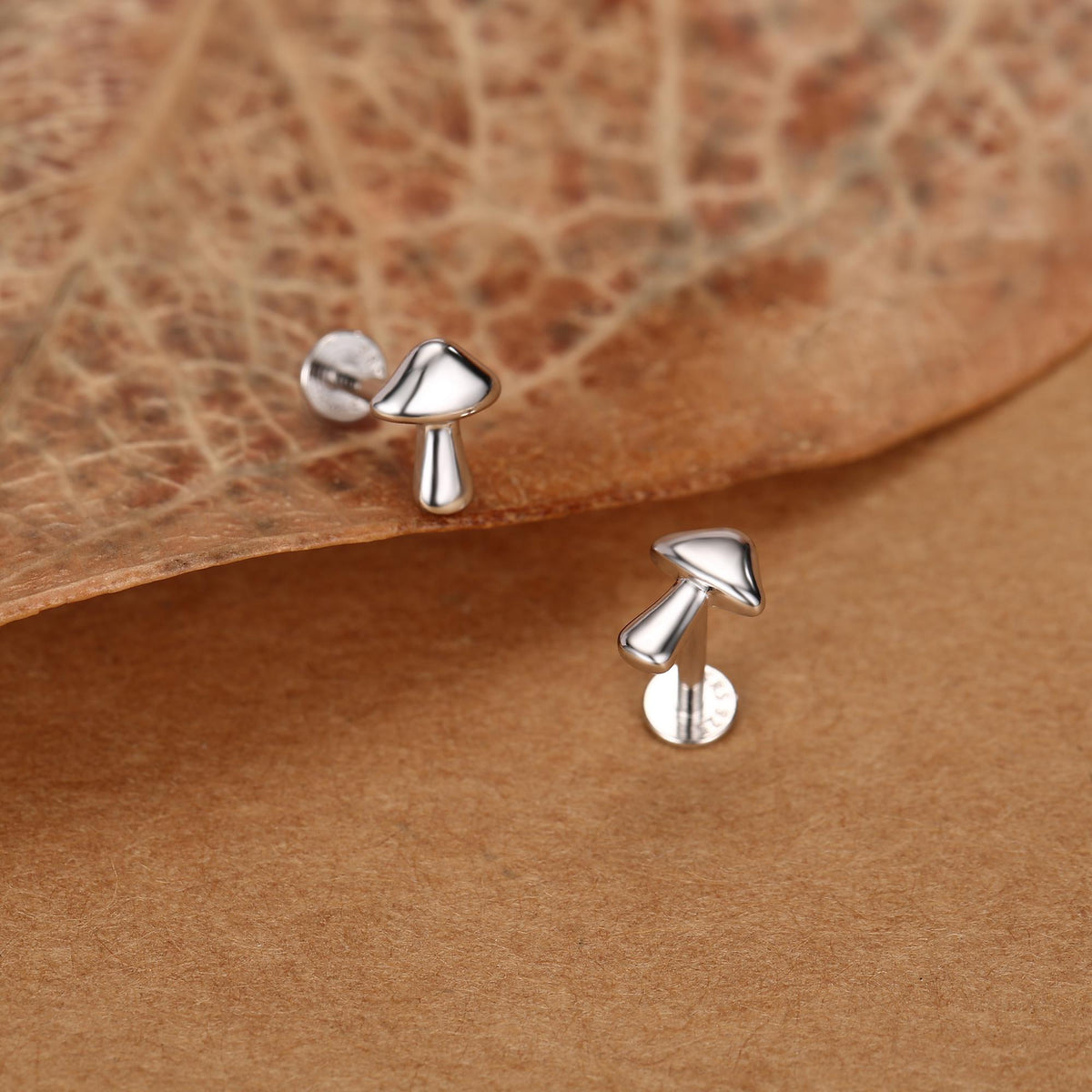 Sterling Silver Mushroom 16G Flat Back Labret Earring