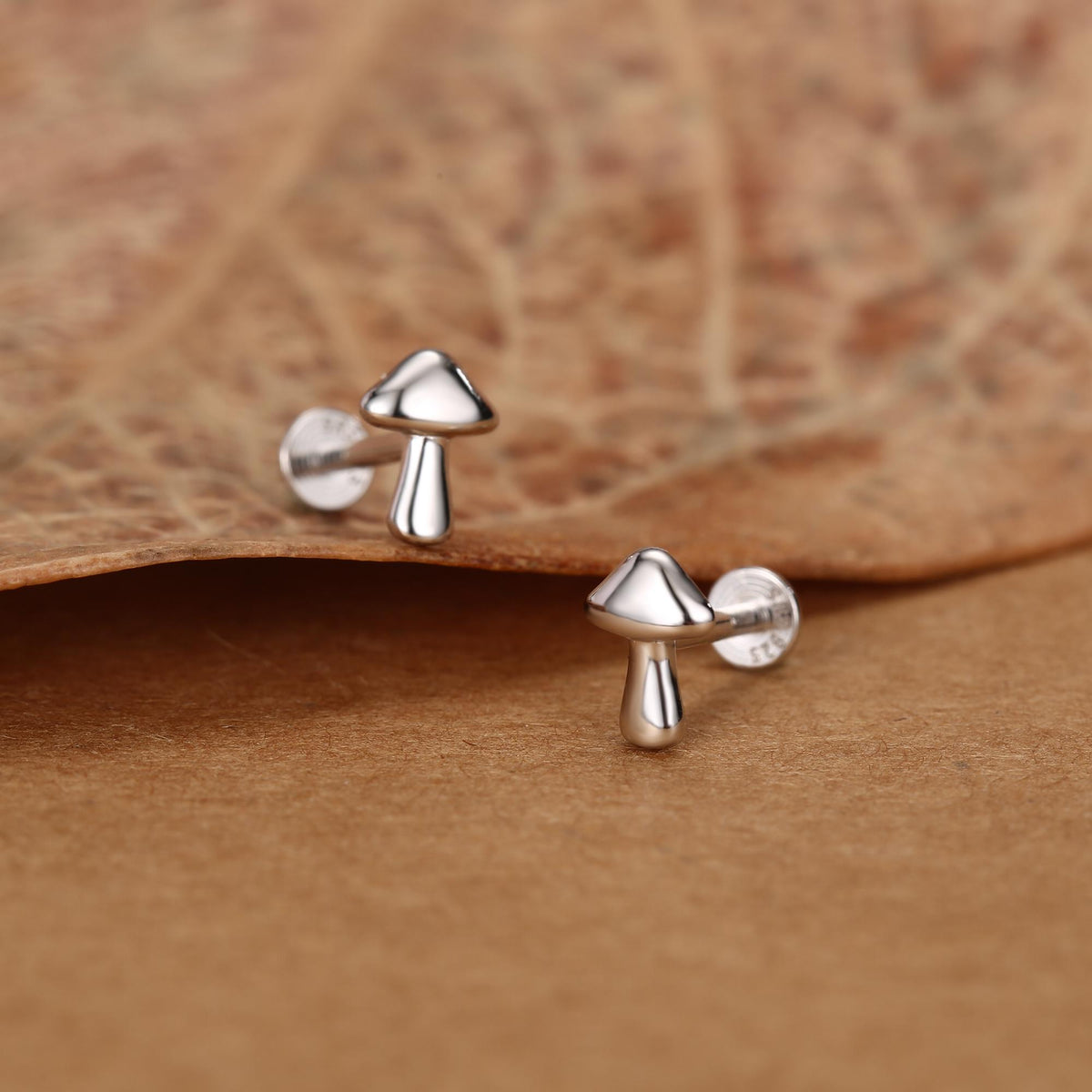 Sterling Silver Mushroom 16G Flat Back Labret Earring