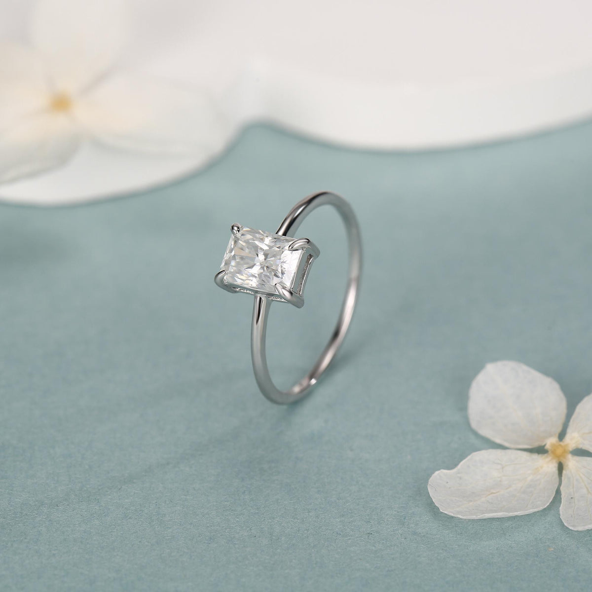 1 Carat Radiant Cut Moissanite Engagement Ring