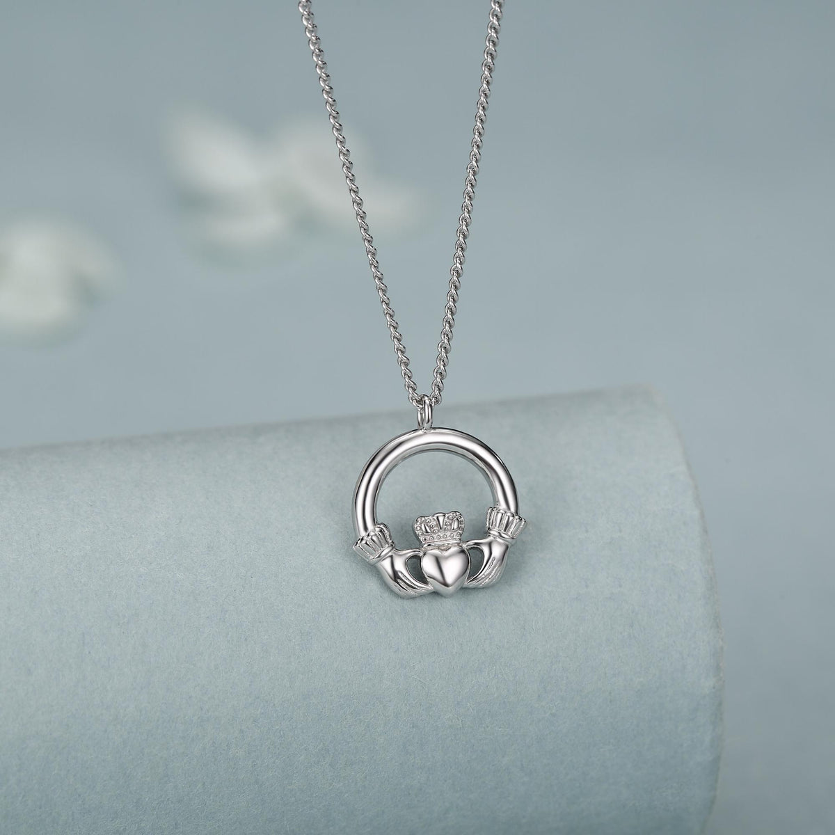 Sterling Silver Claddagh Pendant Necklace