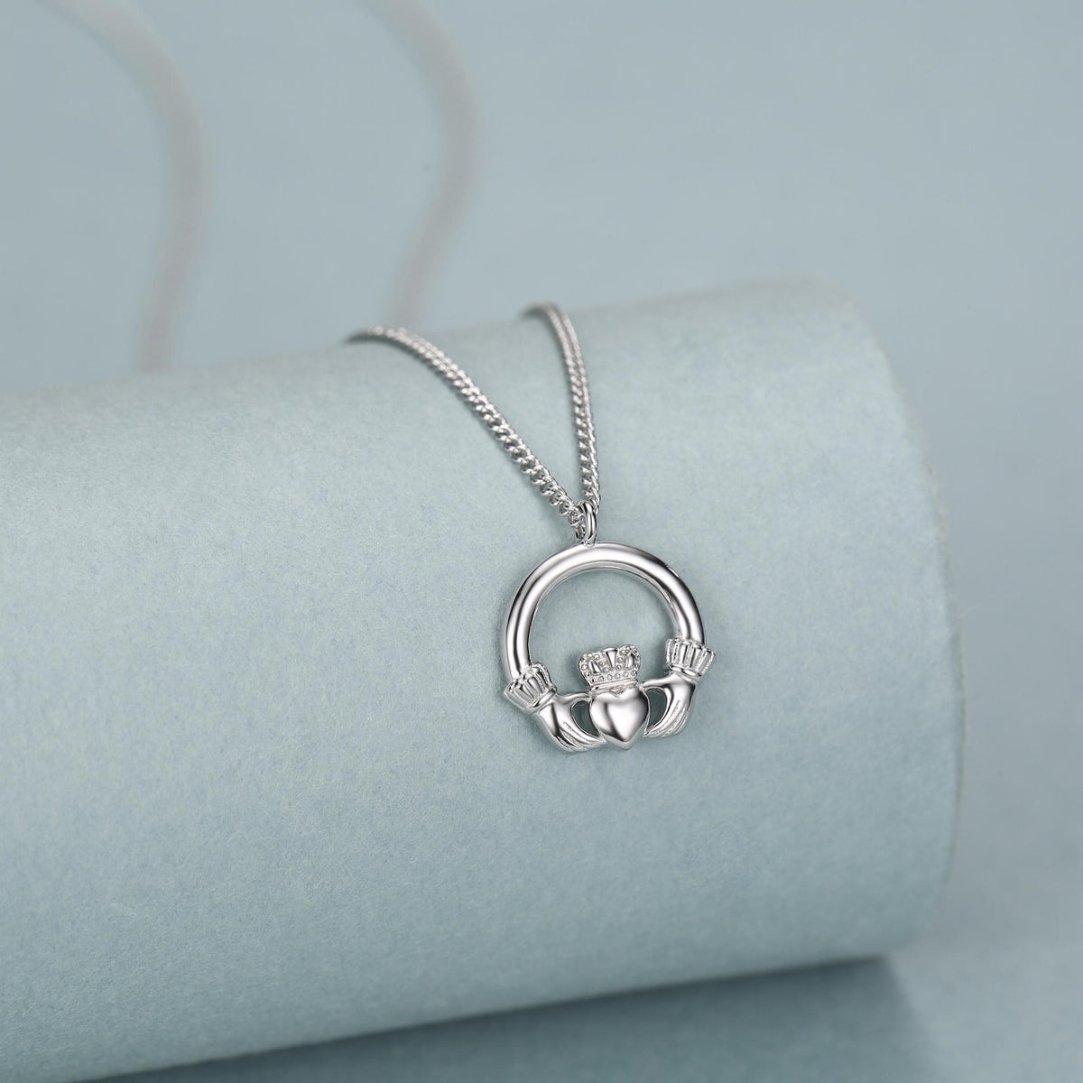 Sterling Silver Claddagh Pendant Necklace