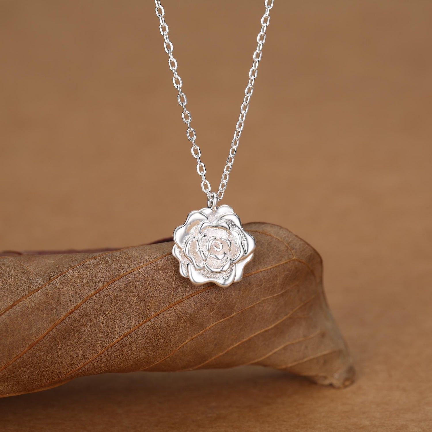 Rose Flower Pendant Necklace