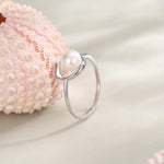 Mobius Pearl Gemstone Ring