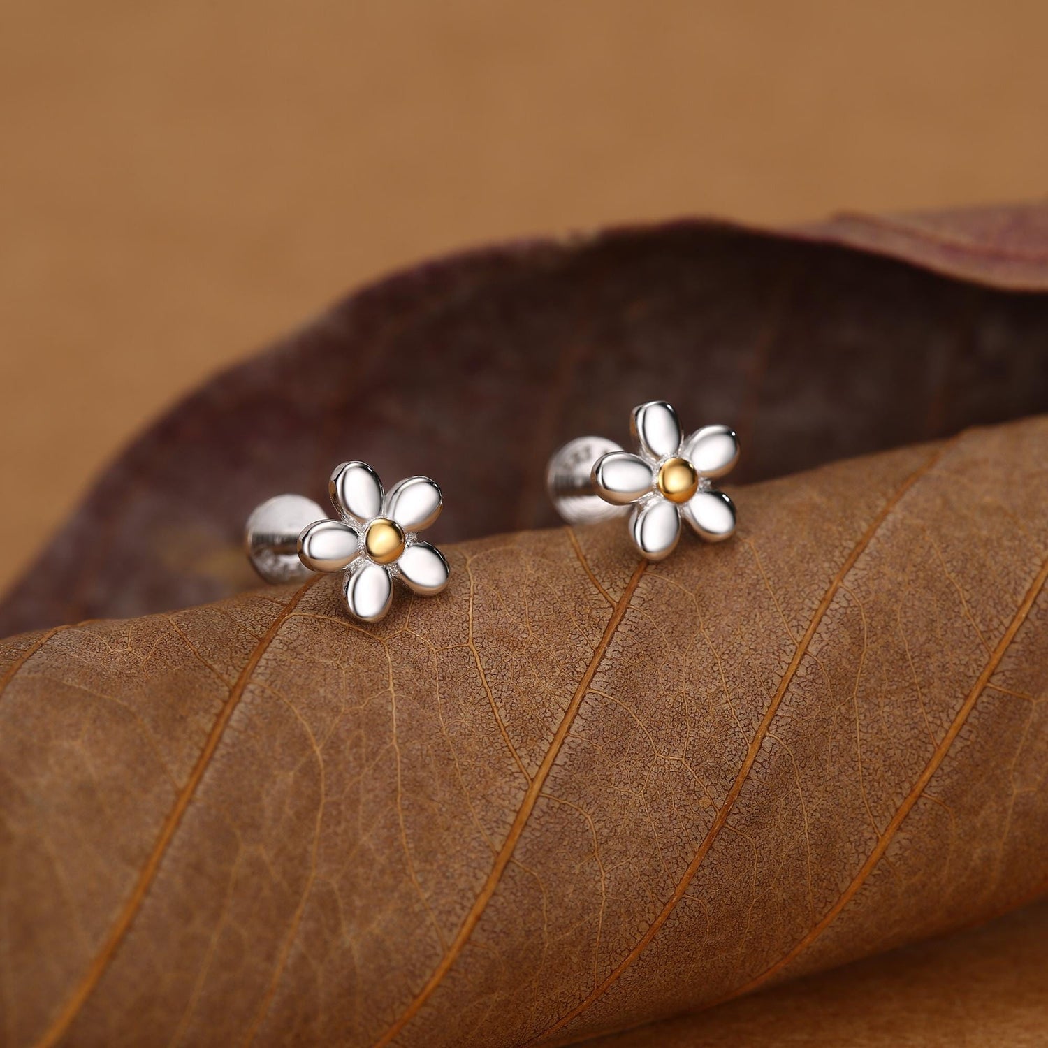 Sterling Silver Daisy 16G Internally Threaded Flat Back Earrings