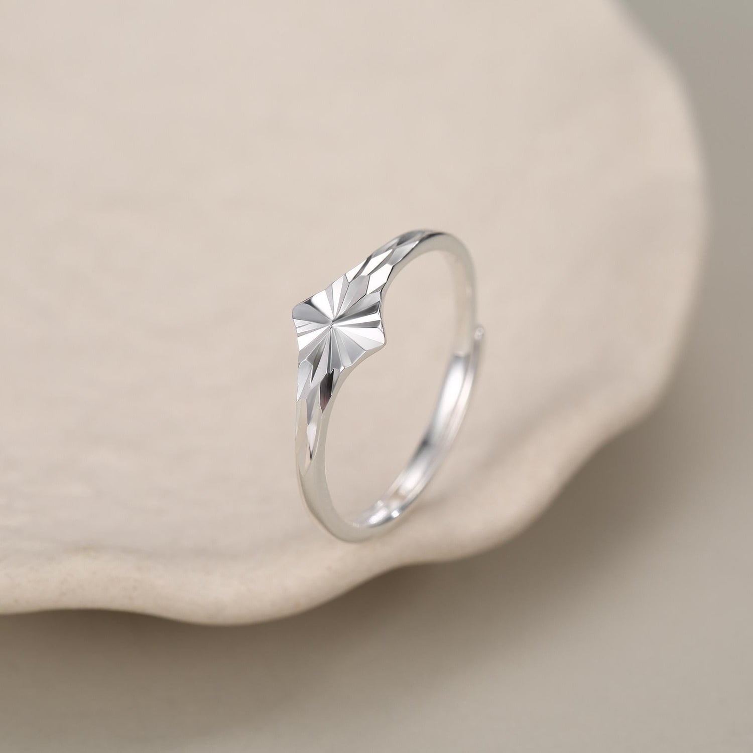 Sterling Silver Diamond Cut Starburst Ring