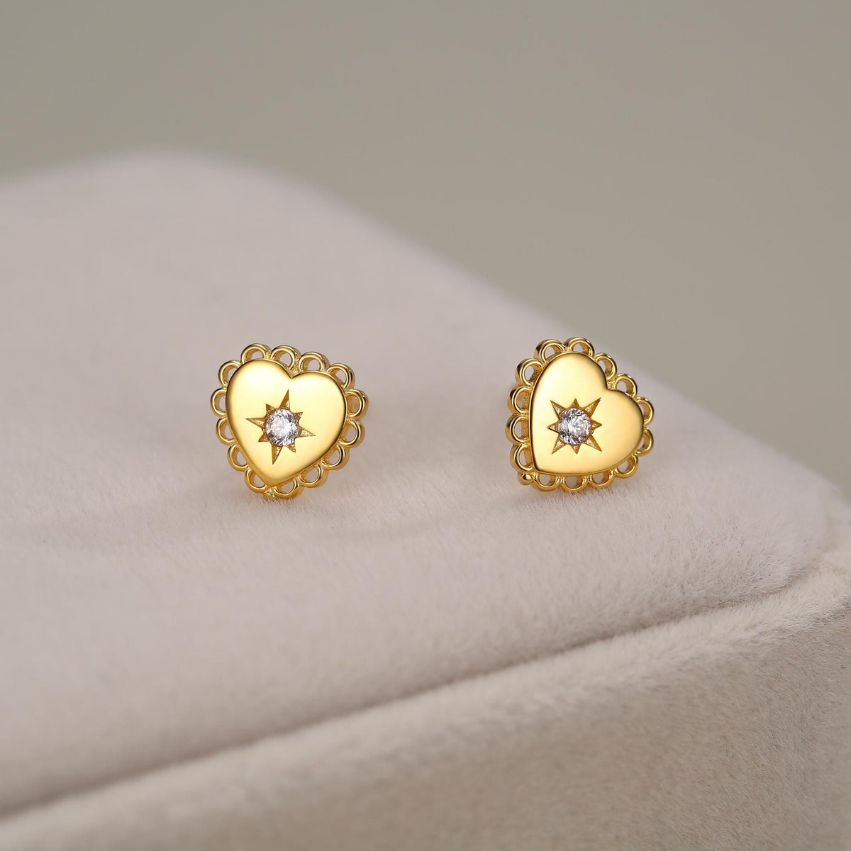 Sterling Silver Lace Edge Starburst Heart CZ Stud Earrings
