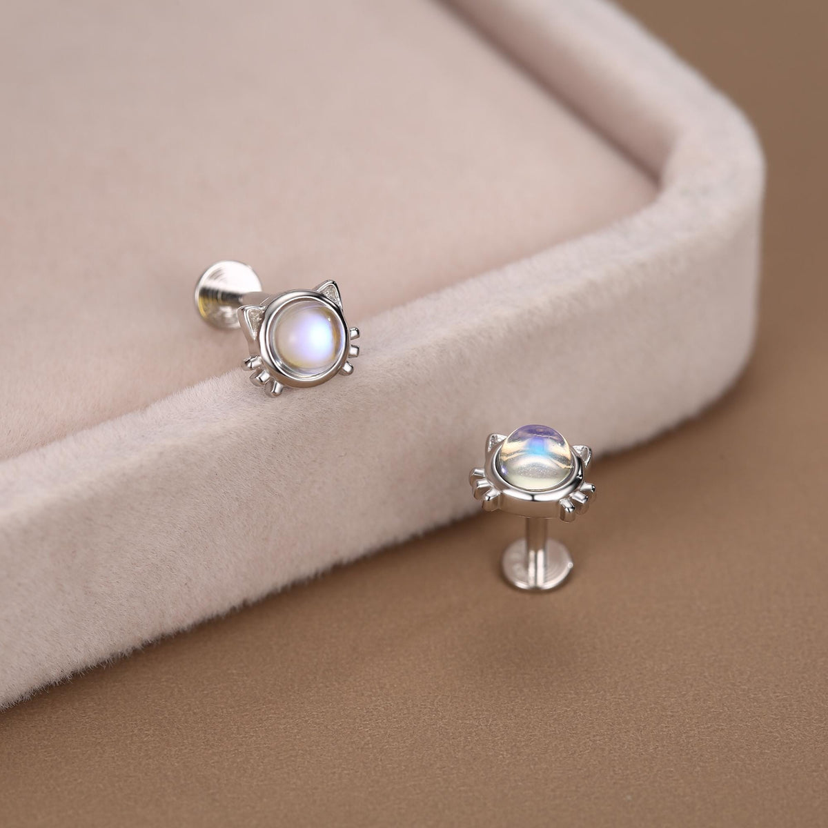 Sterling Silver Moonstone Cat 16G Flat Back Labret Earrings