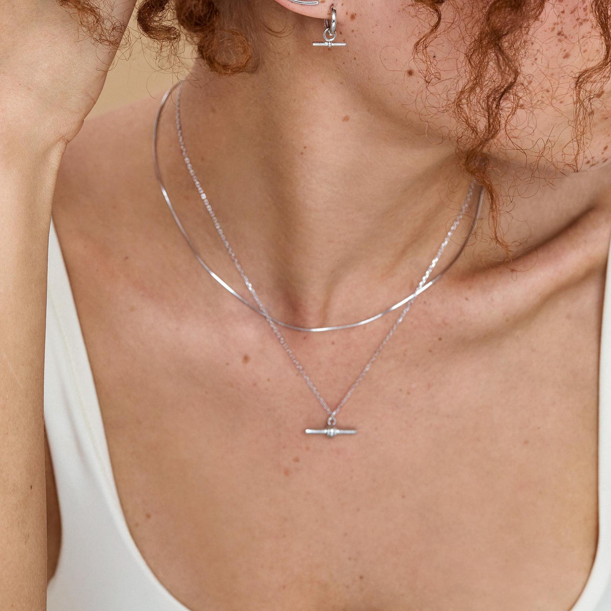 Balanced Bar Pendant Necklace