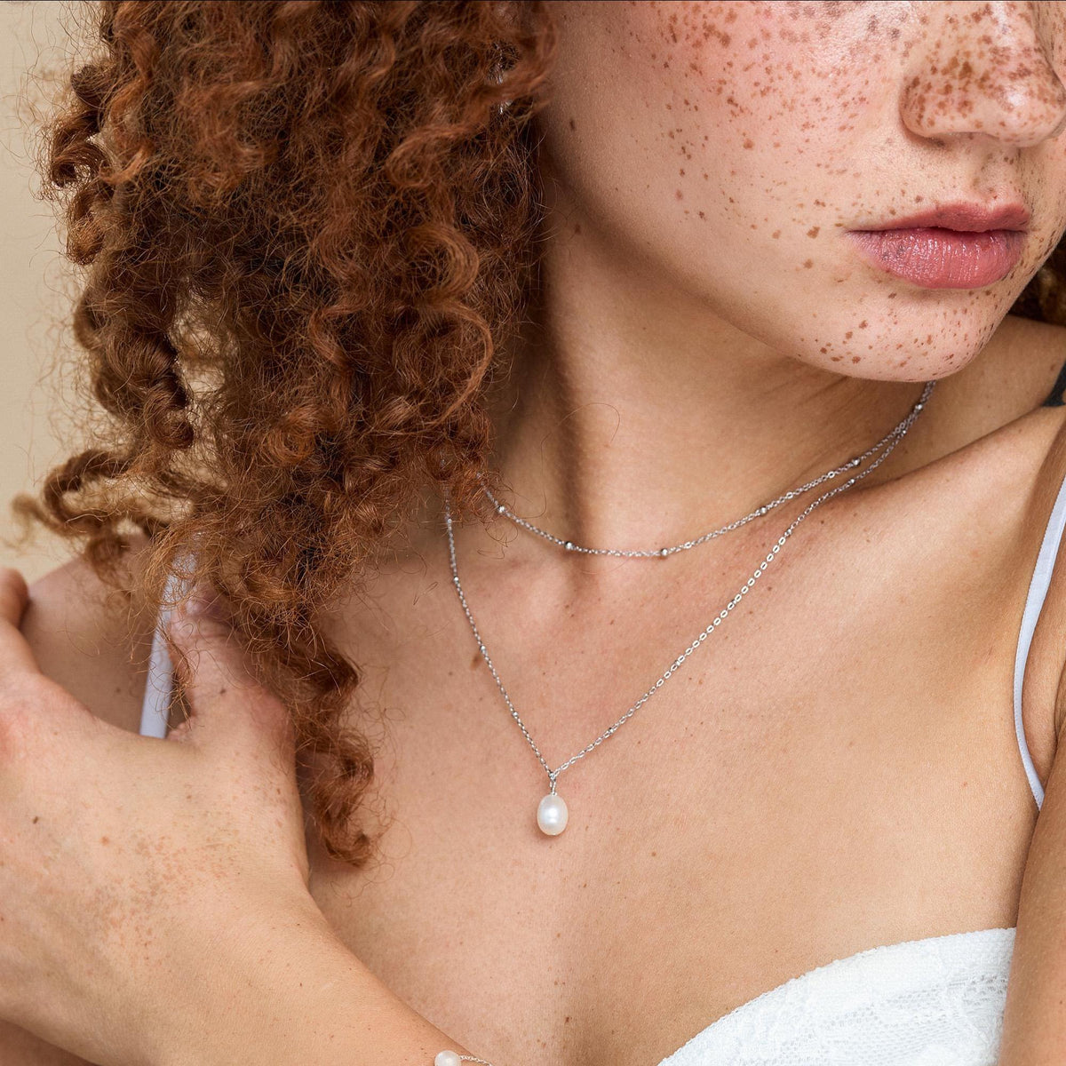 Satellite Chain Choker Necklace