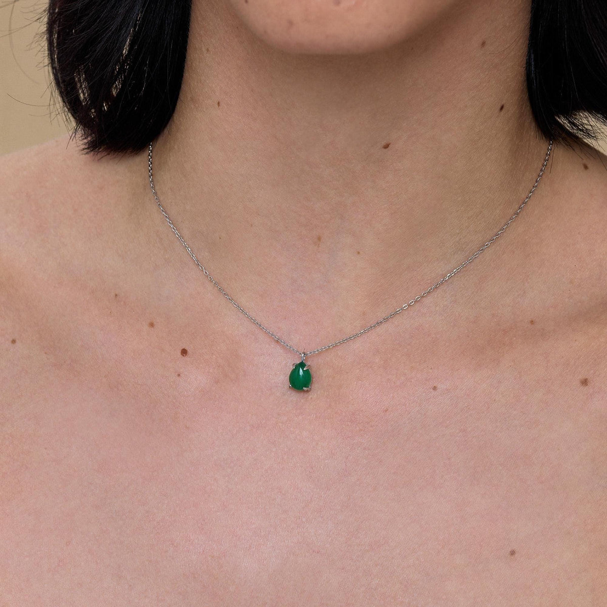 Green Onyx Pear Cabochon Pendant Necklace