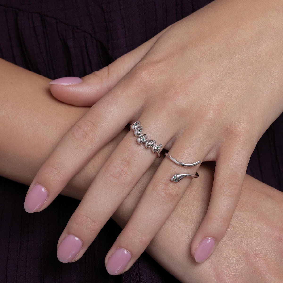 Emerald Green CZ Skull Motif Chevron Ring