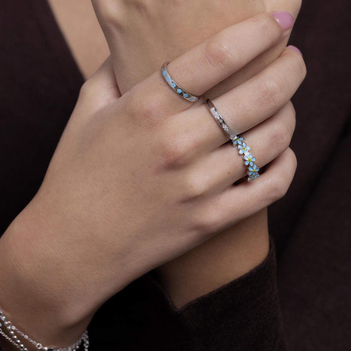 Forget-Me-Not Enamel Flower Band Ring